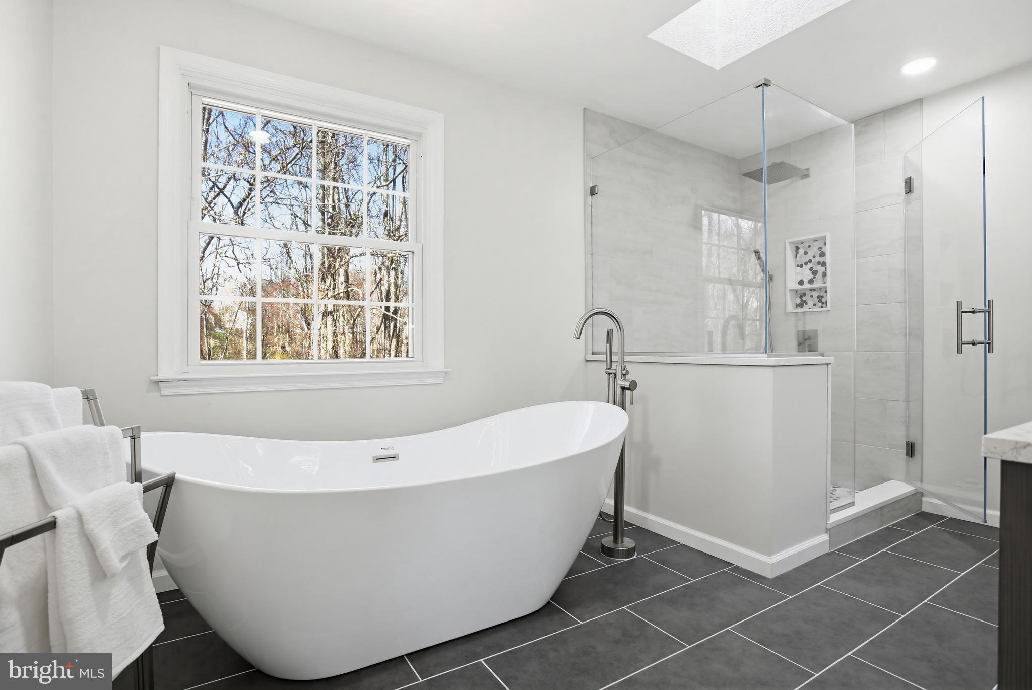 CENTENNIAL MANOR - Residential