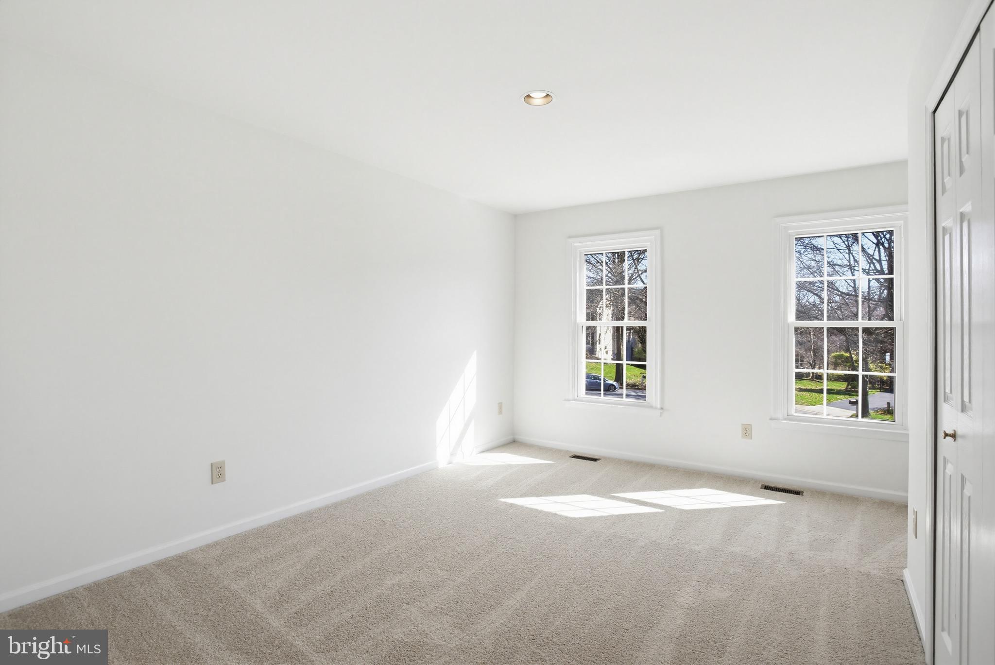 CENTENNIAL MANOR - Residential