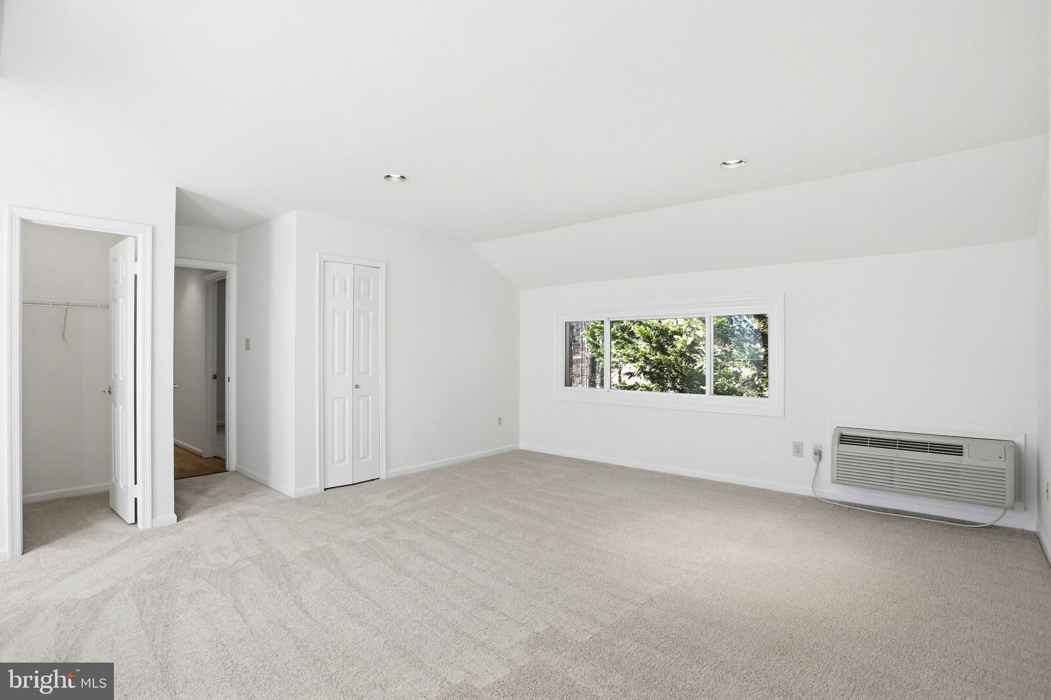 CENTENNIAL MANOR - Residential