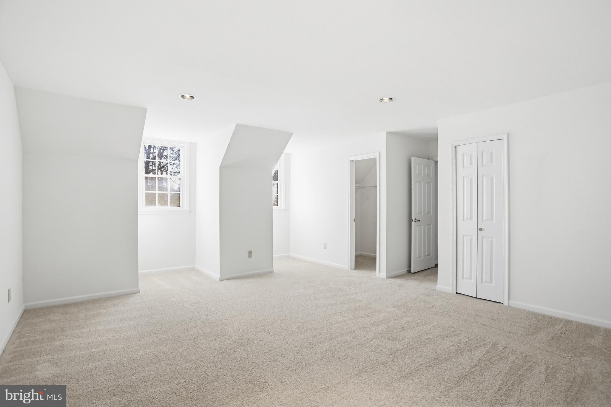 CENTENNIAL MANOR - Residential