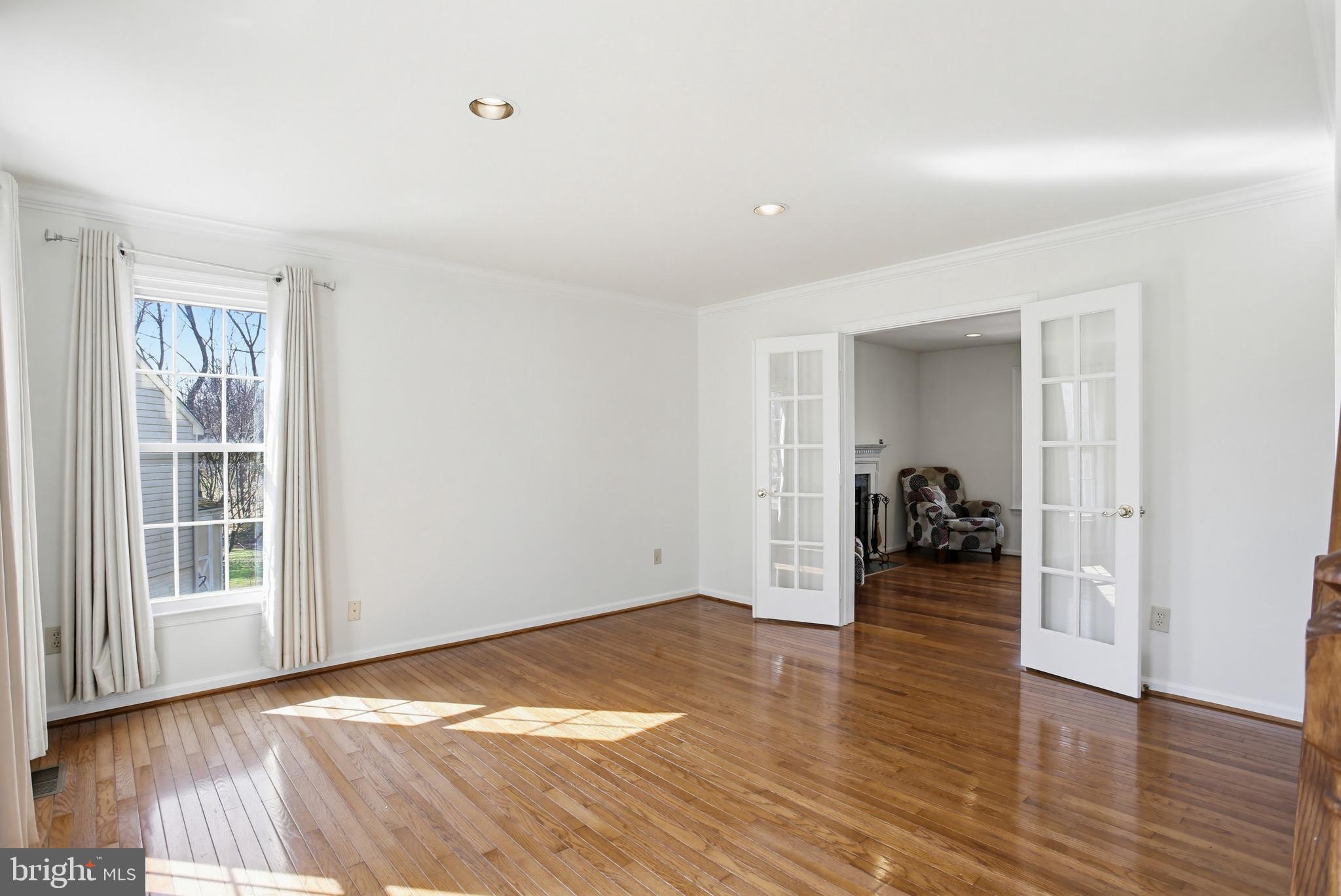 CENTENNIAL MANOR - Residential