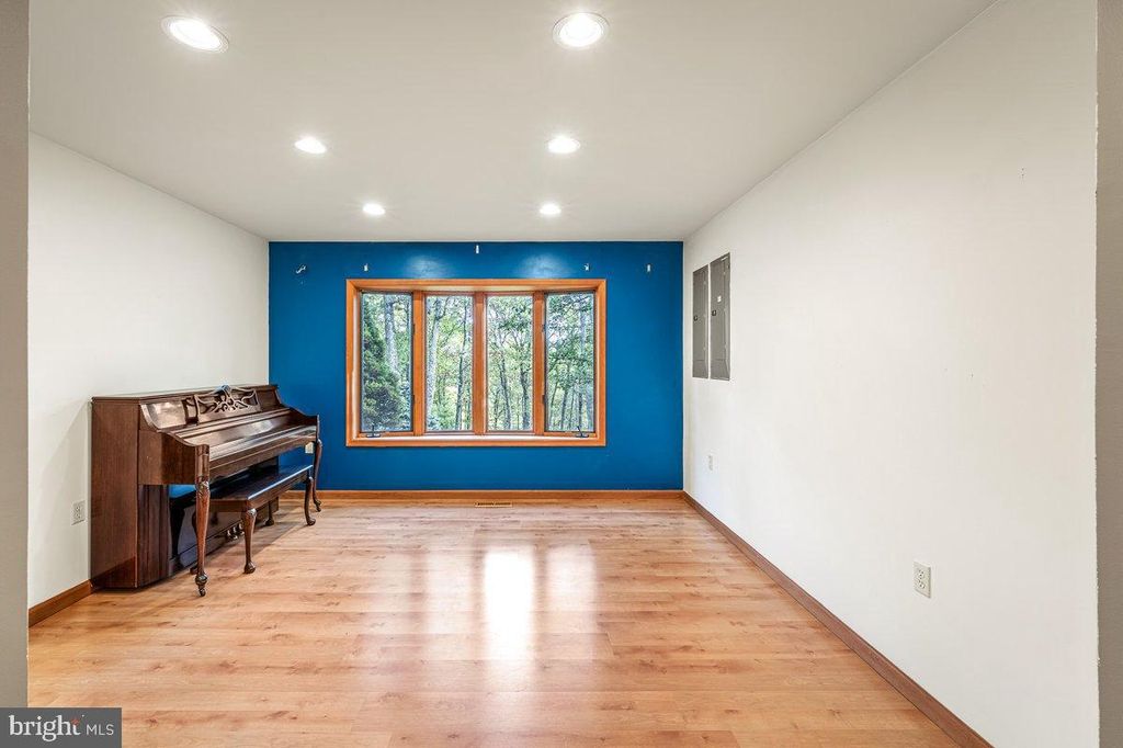 Photo of 3245 Mountain View Drive, TANNERSVILLE, PA 18372 (MLS # PAMR2005672)