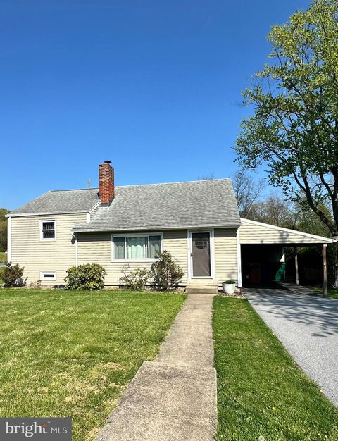 139 HOLLYWOOD DRIVE HARRISBURG PA 17109