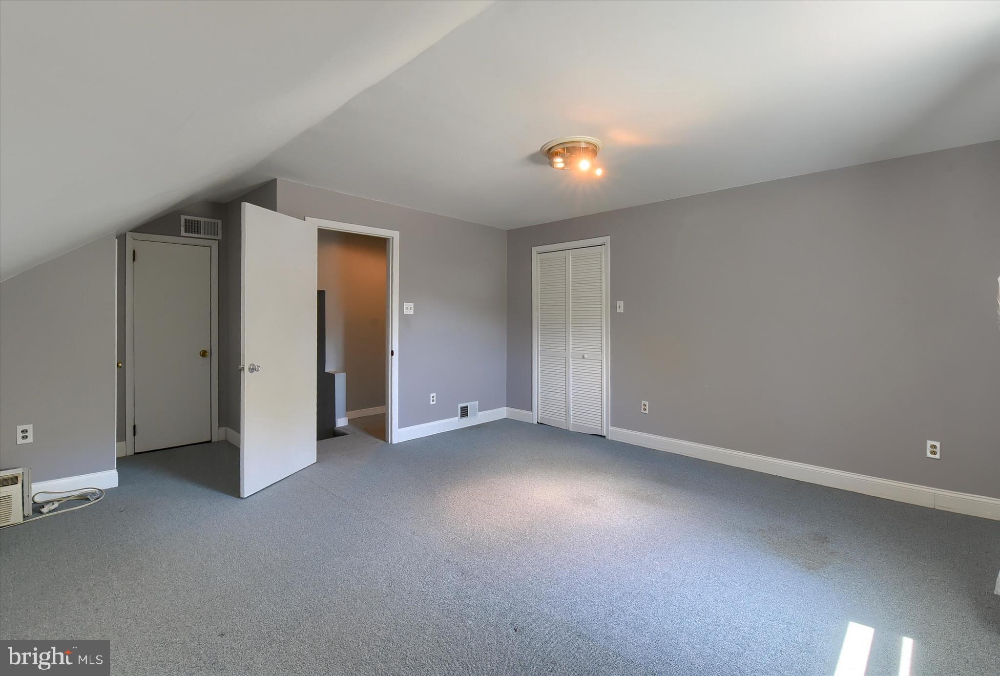 HUNTFIELD - Residential