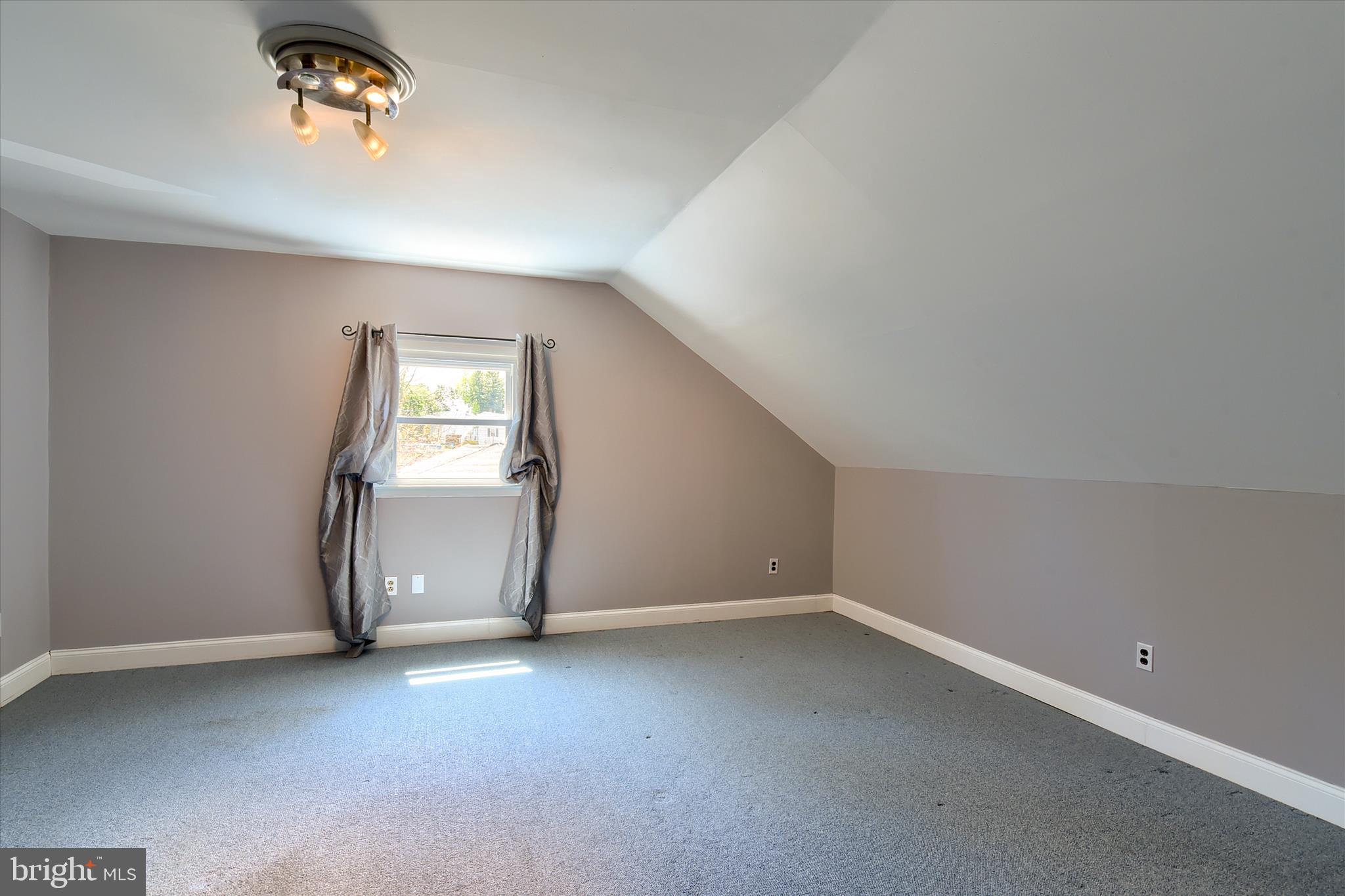HUNTFIELD - Residential