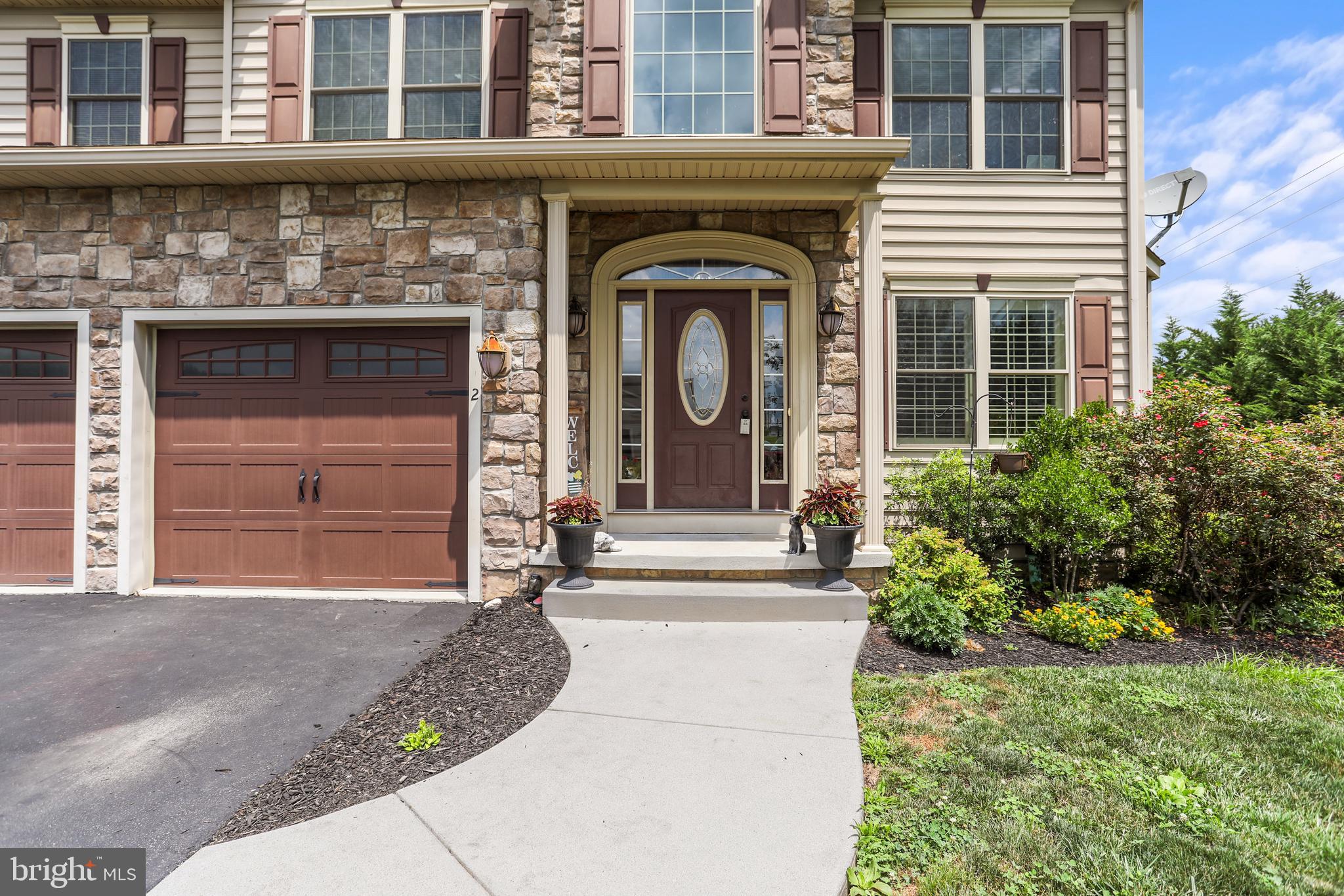 2 MARTINS RIDGE DRIVE