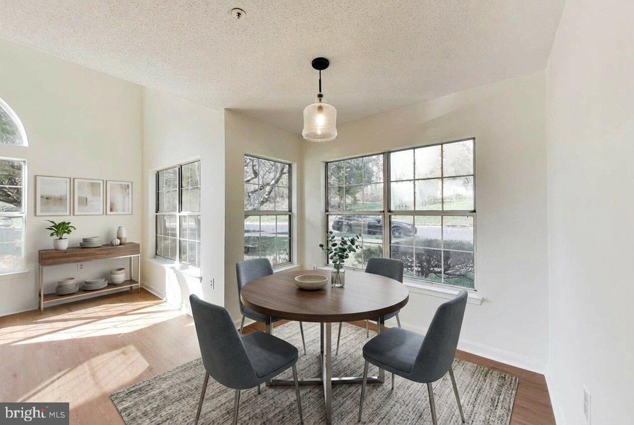 VISTAS AT BOWIE TOWN CTR - Residential