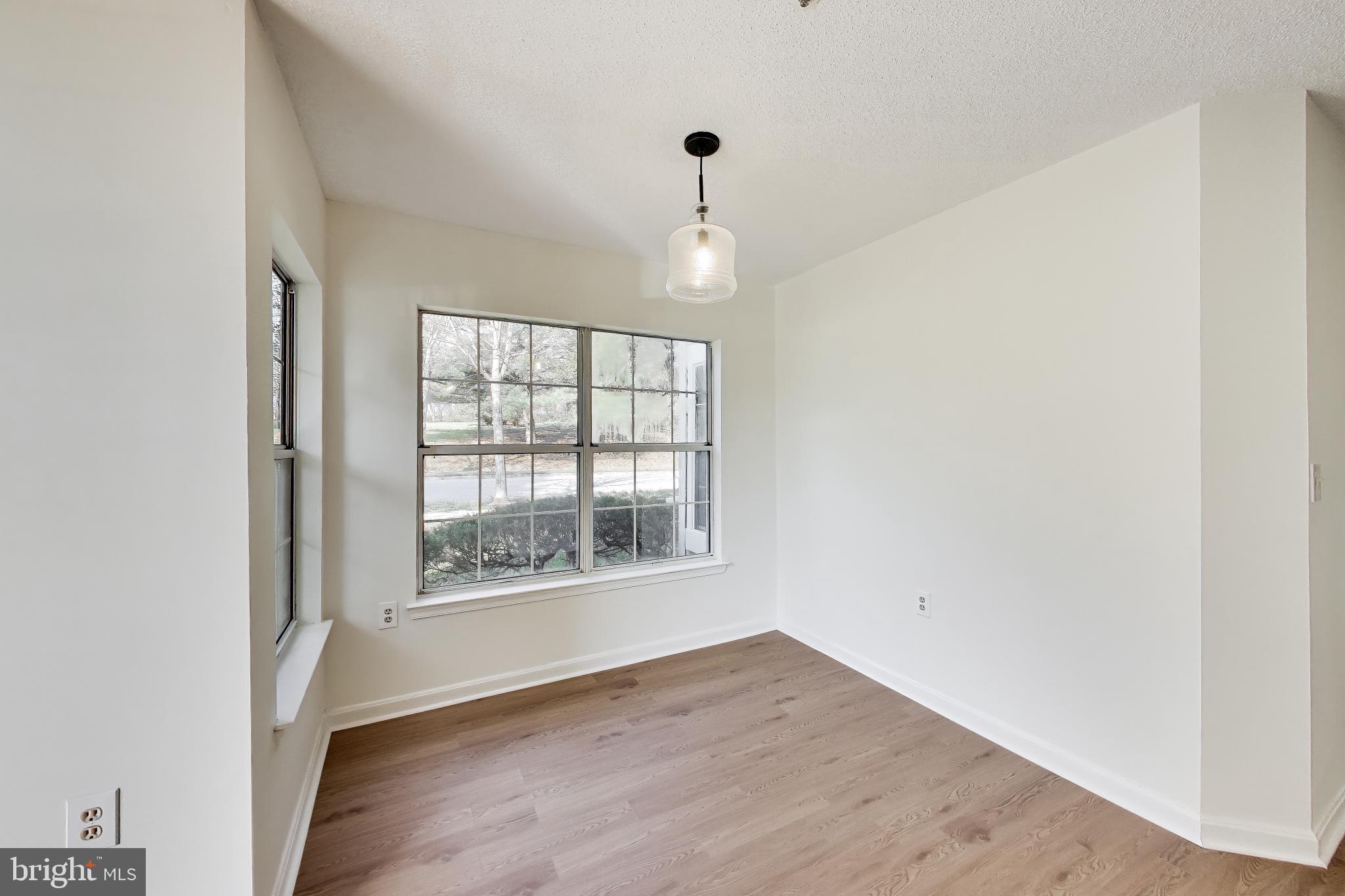 VISTAS AT BOWIE TOWN CTR - Residential