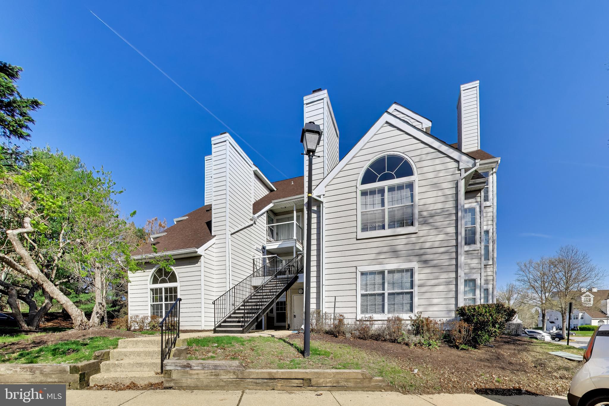 VISTAS AT BOWIE TOWN CTR - Residential