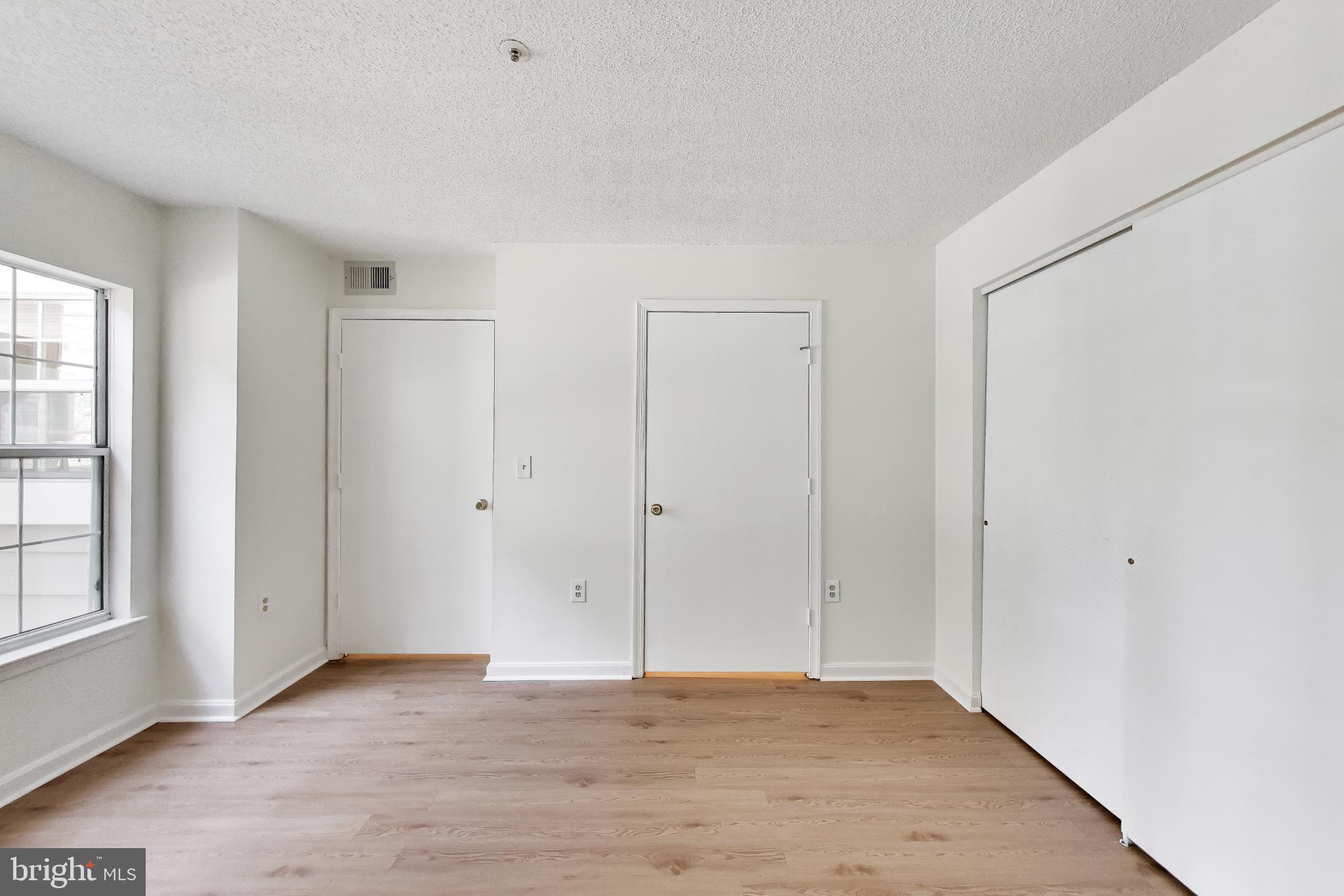 VISTAS AT BOWIE TOWN CTR - Residential