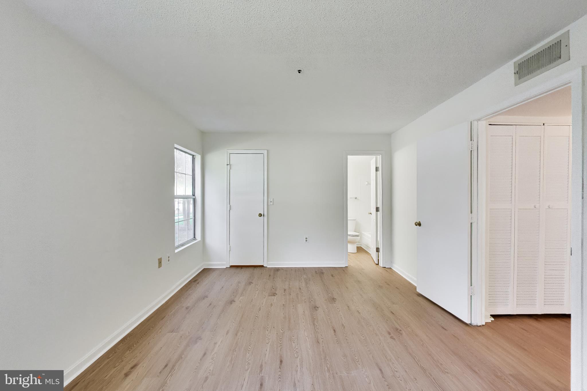 VISTAS AT BOWIE TOWN CTR - Residential