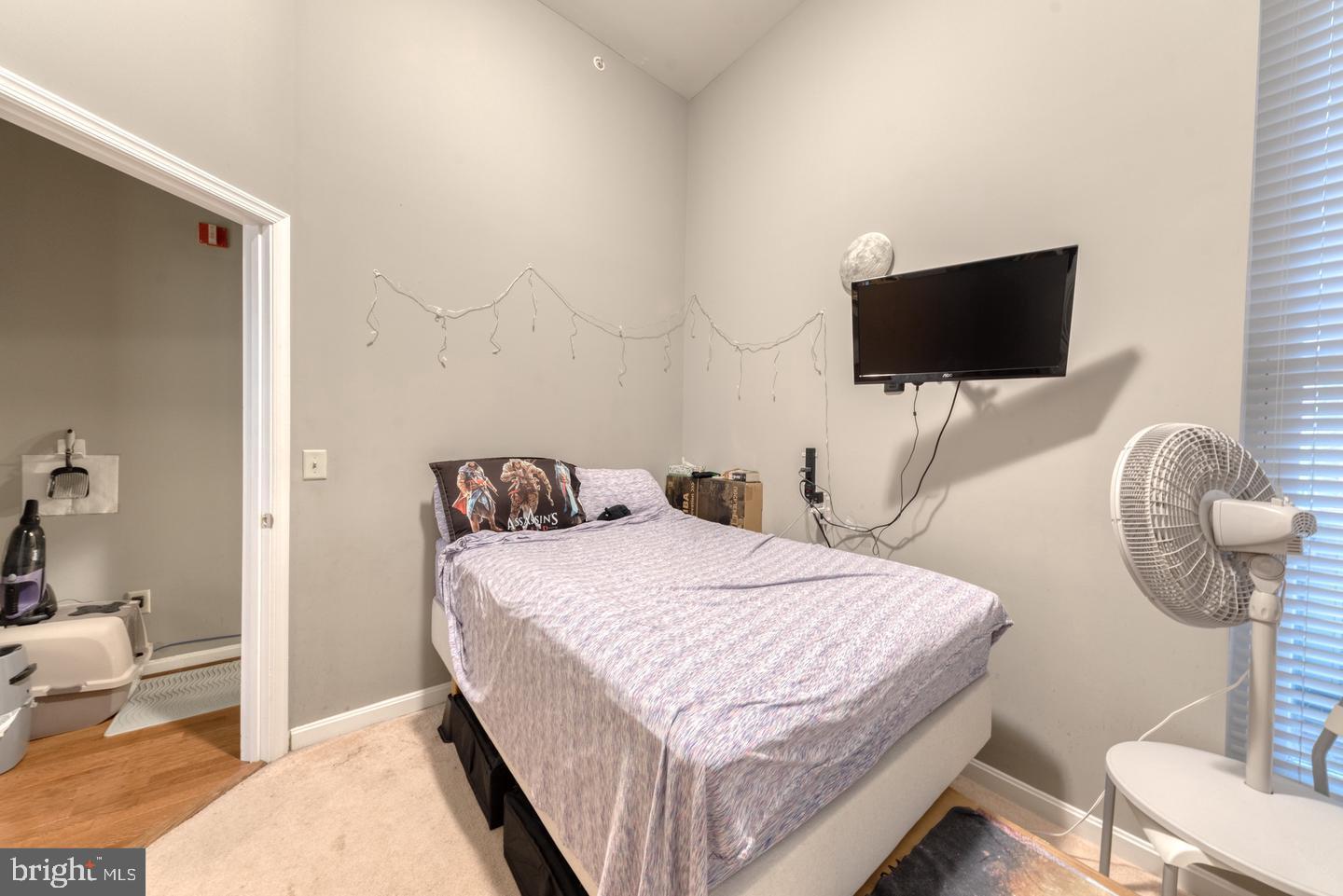 MOUNT VERNON PLACE HISTORIC DISTRICT - Residential Lease