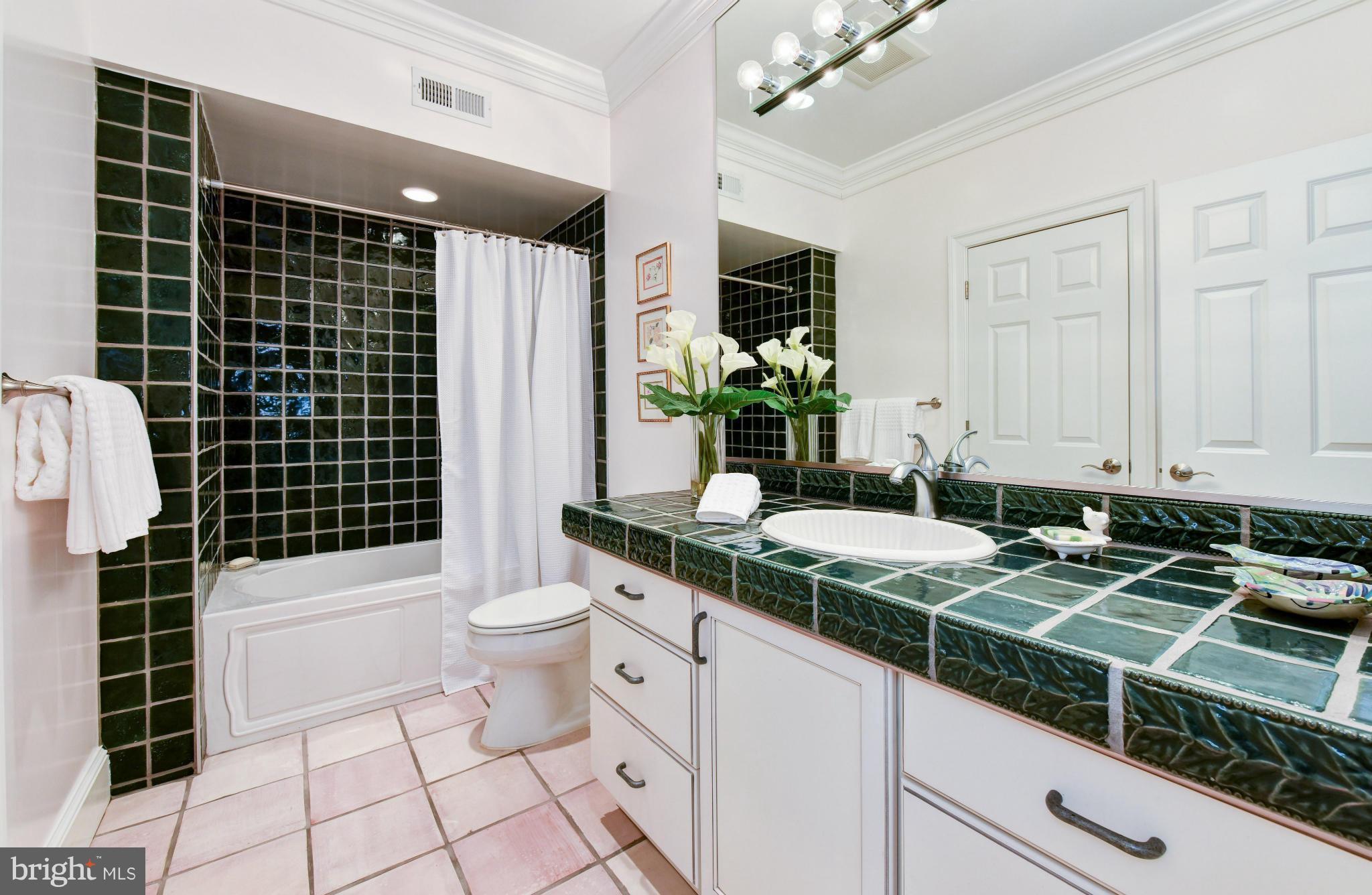 OLD DOMINION GARDENS - Residential