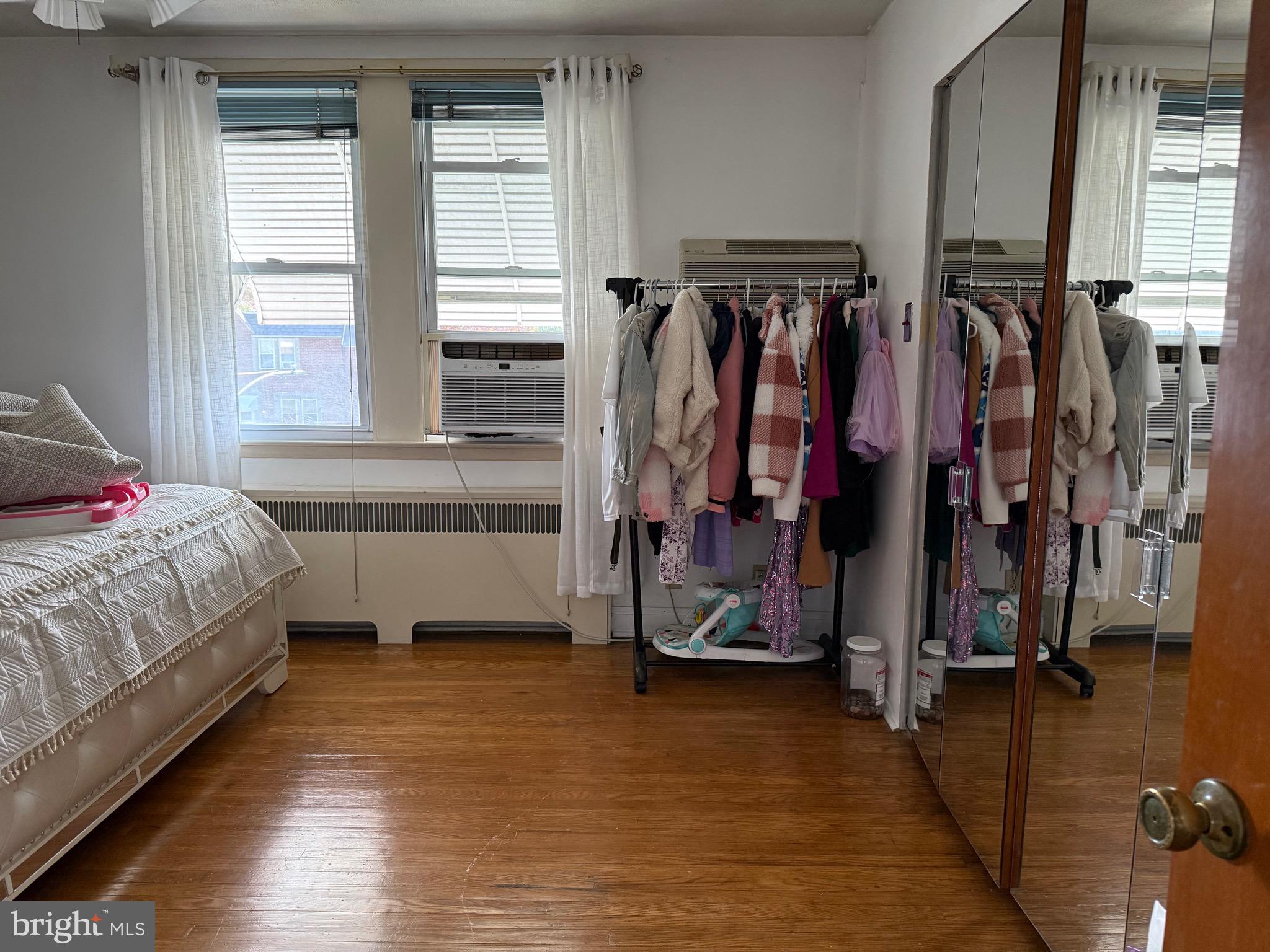 MAYFAIR - Residential