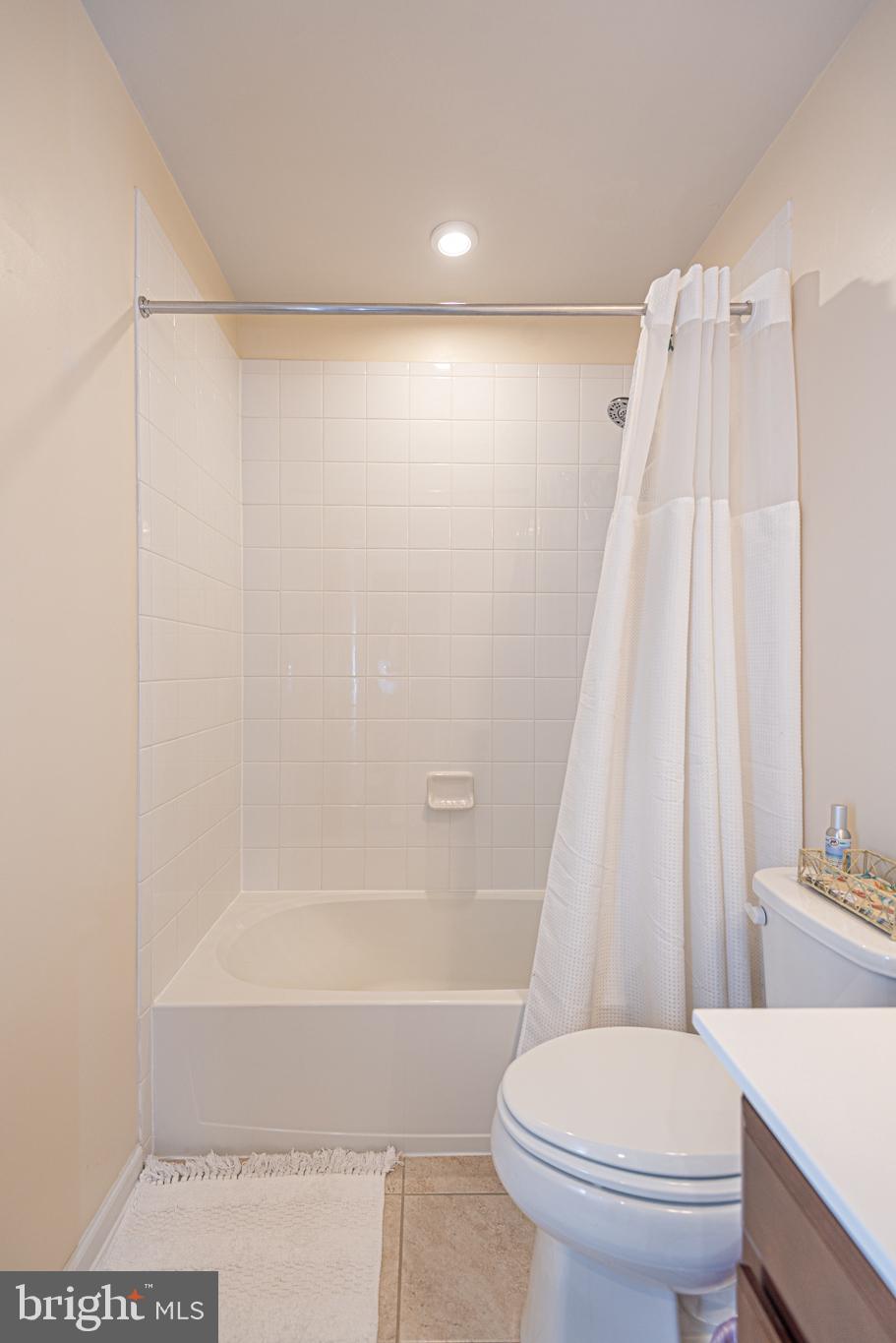 OCEAN WAY ESTATES - Residential