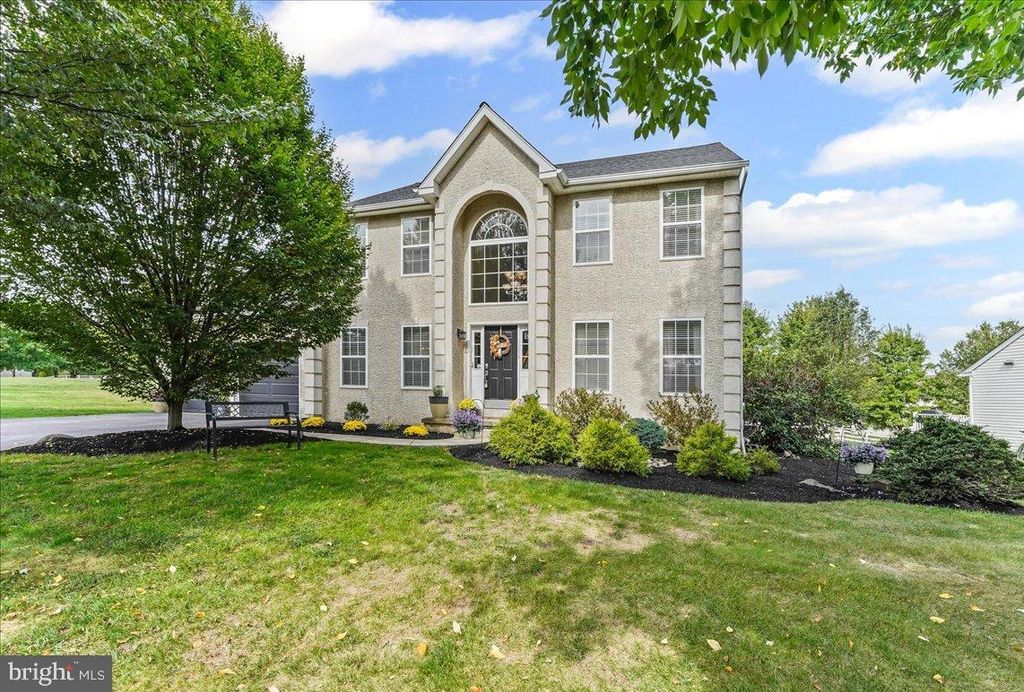 Photo of 1154 Bateman Drive, PHOENIXVILLE, PA 19460 (MLS # PACT2109896)
