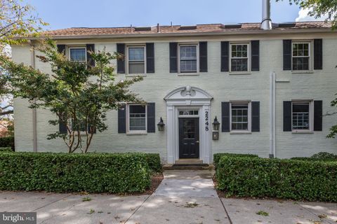 Photo of 2248 Washington Avenue #101, SILVER SPRING, MD 20910 (MLS # MDMC2209808)