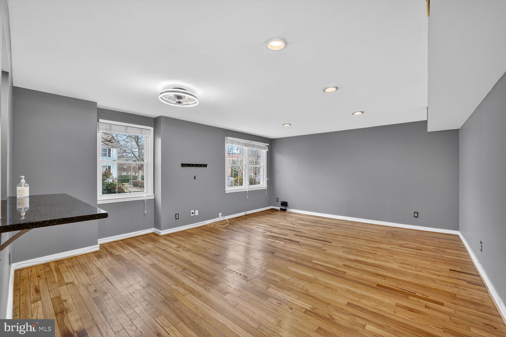 ROCK CREEK GARDENS - Residential