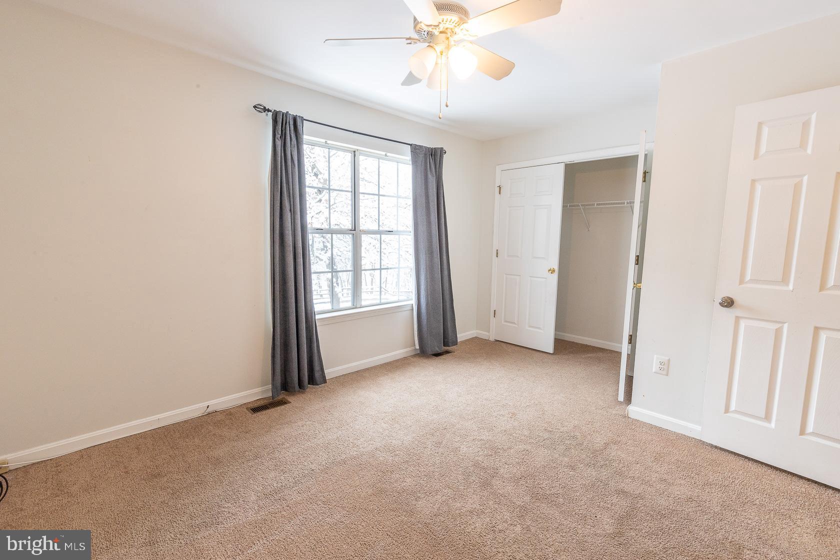 WHISPERING MEADOW - Residential Lease