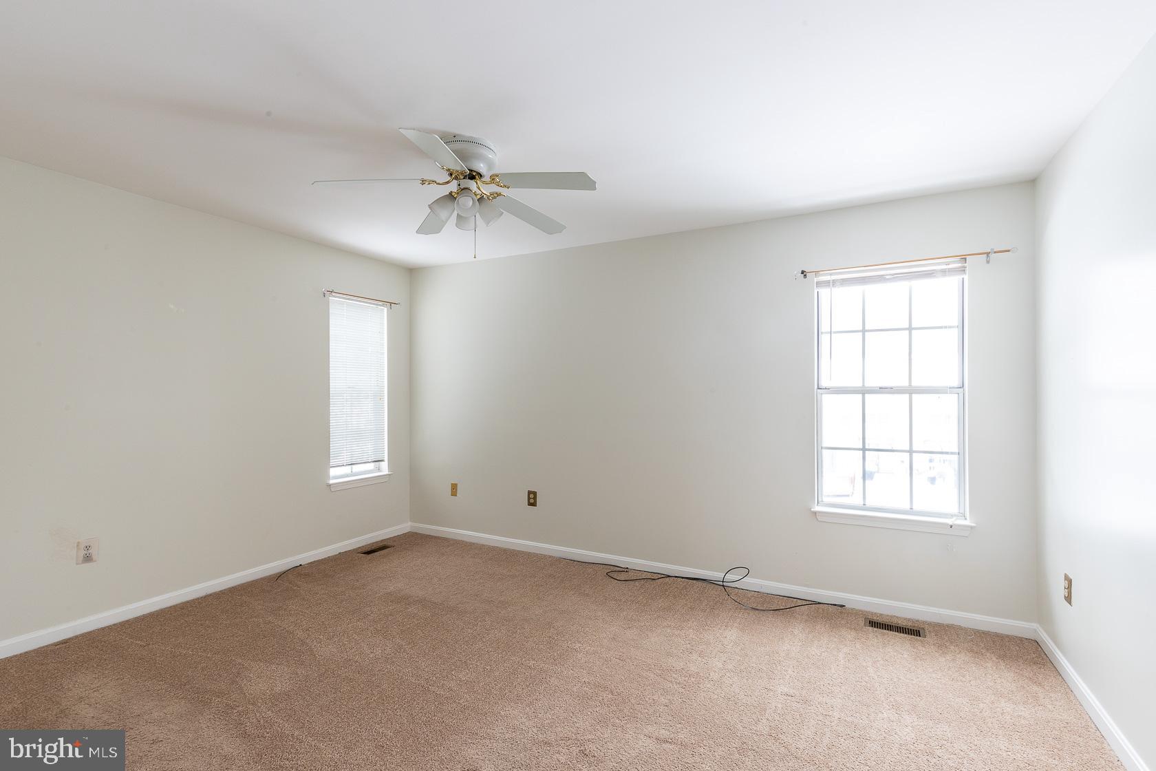 WHISPERING MEADOW - Residential Lease