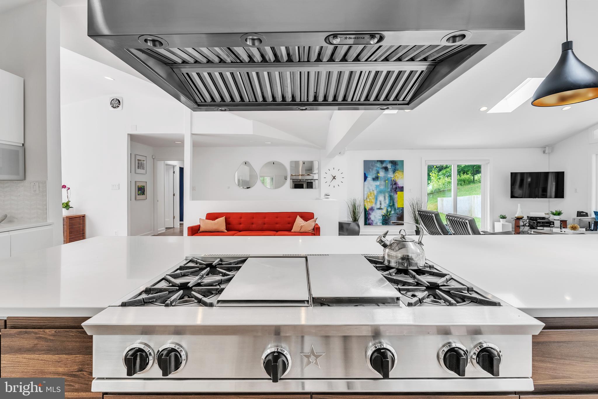 CARDEROCK SPRINGS - Residential