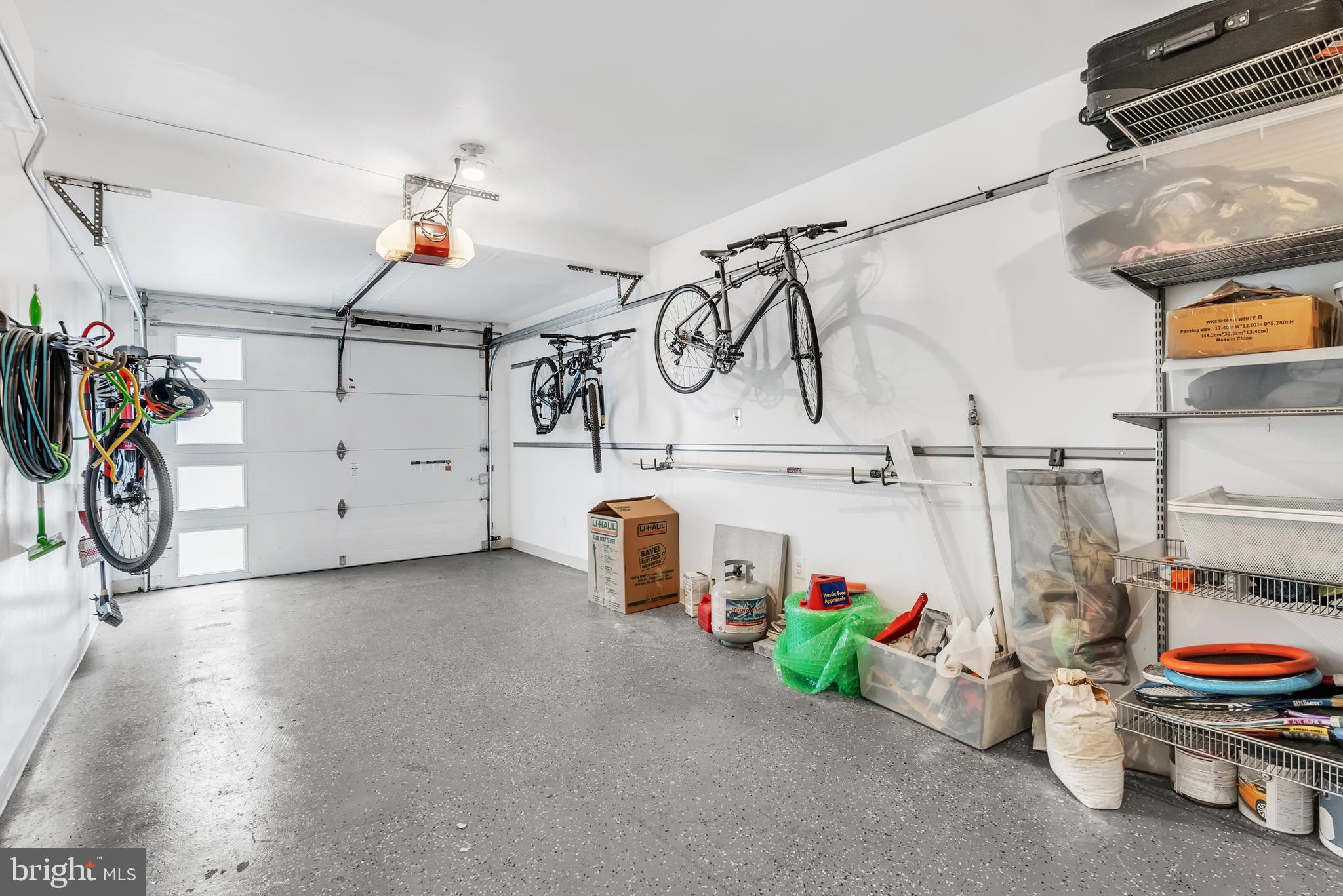 CARDEROCK SPRINGS - Residential