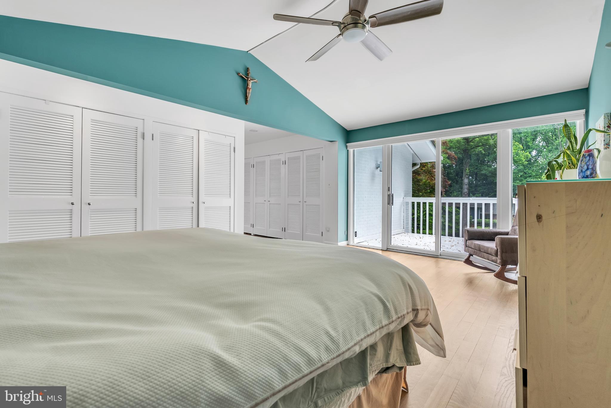 CARDEROCK SPRINGS - Residential