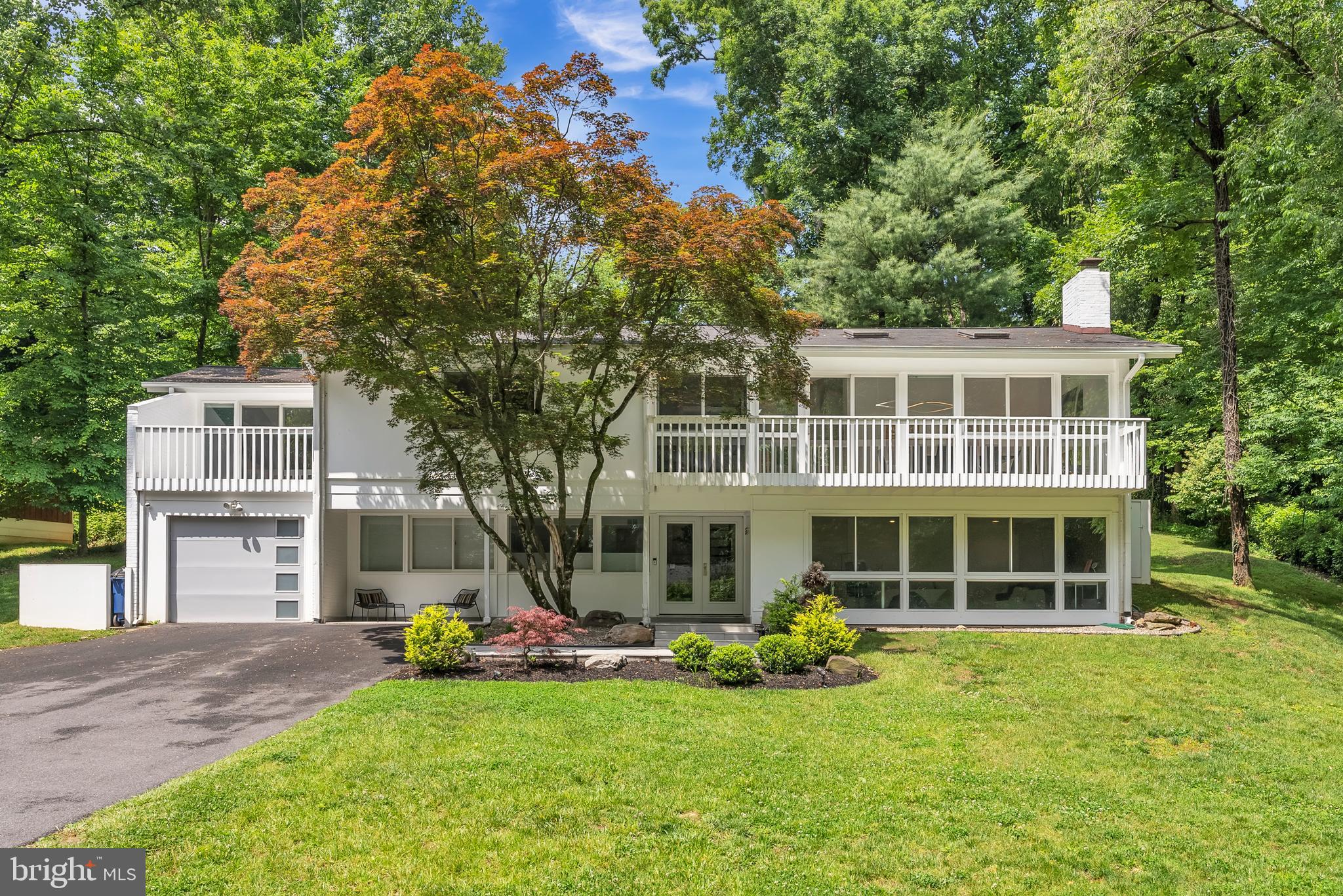 CARDEROCK SPRINGS - Residential