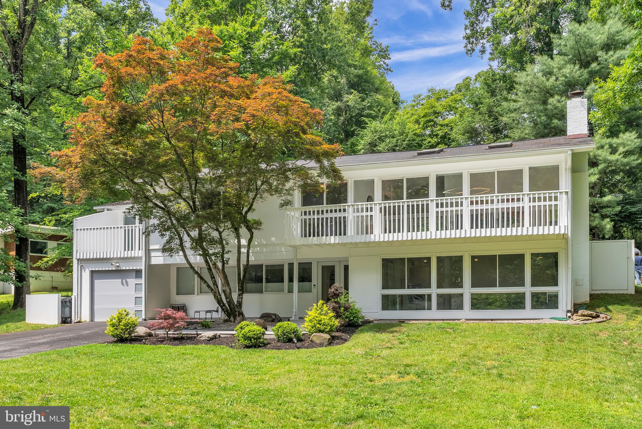 CARDEROCK SPRINGS - Residential