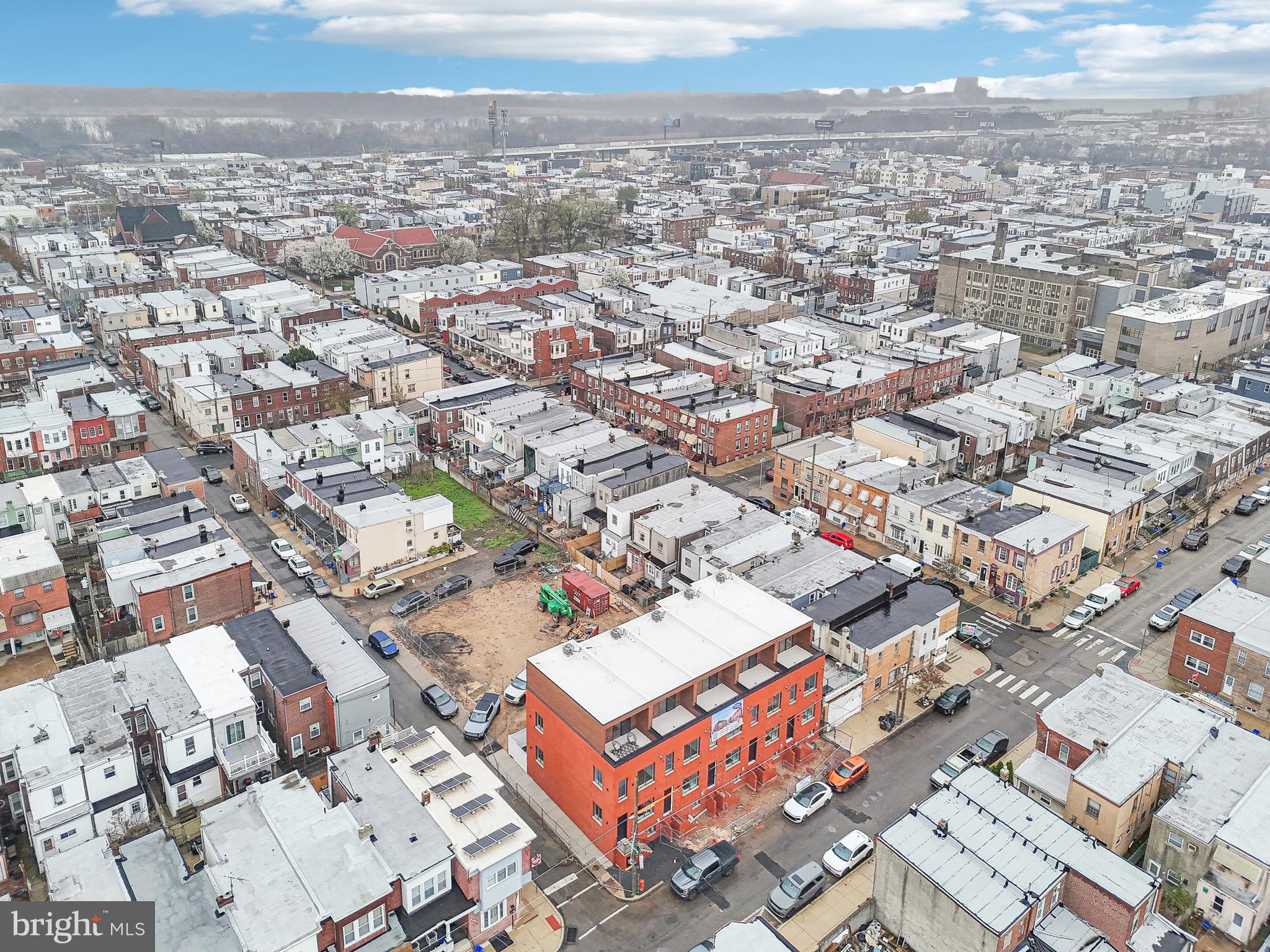 PORT RICHMOND - Residential