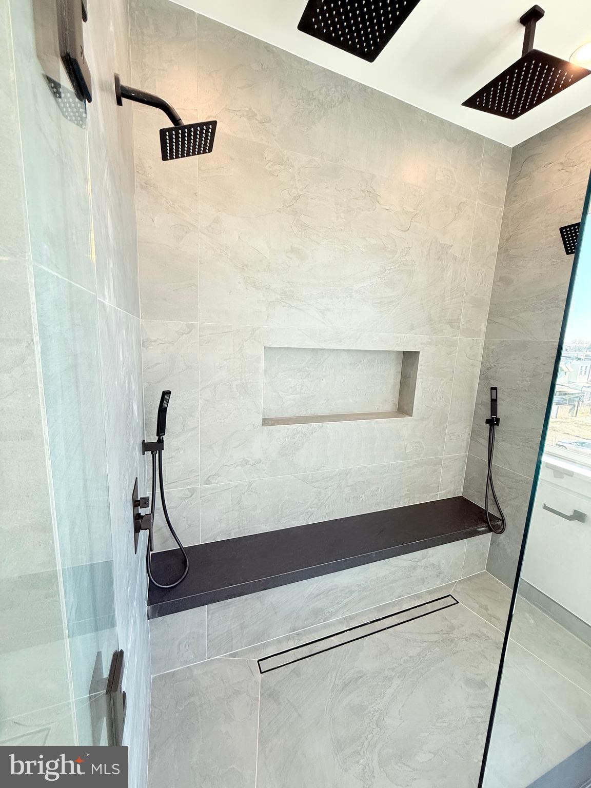 PORT RICHMOND - Residential