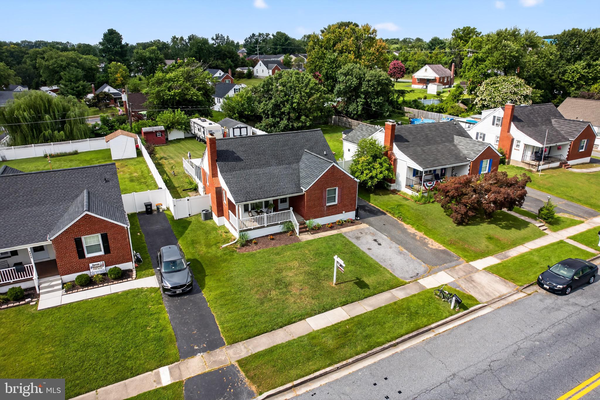 PERRY HALL - Residential