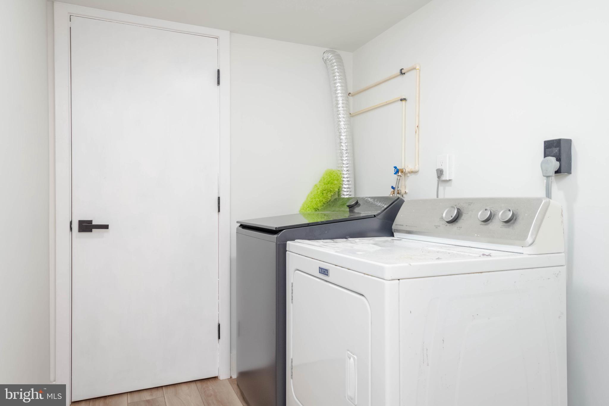 PERRY HALL - Residential