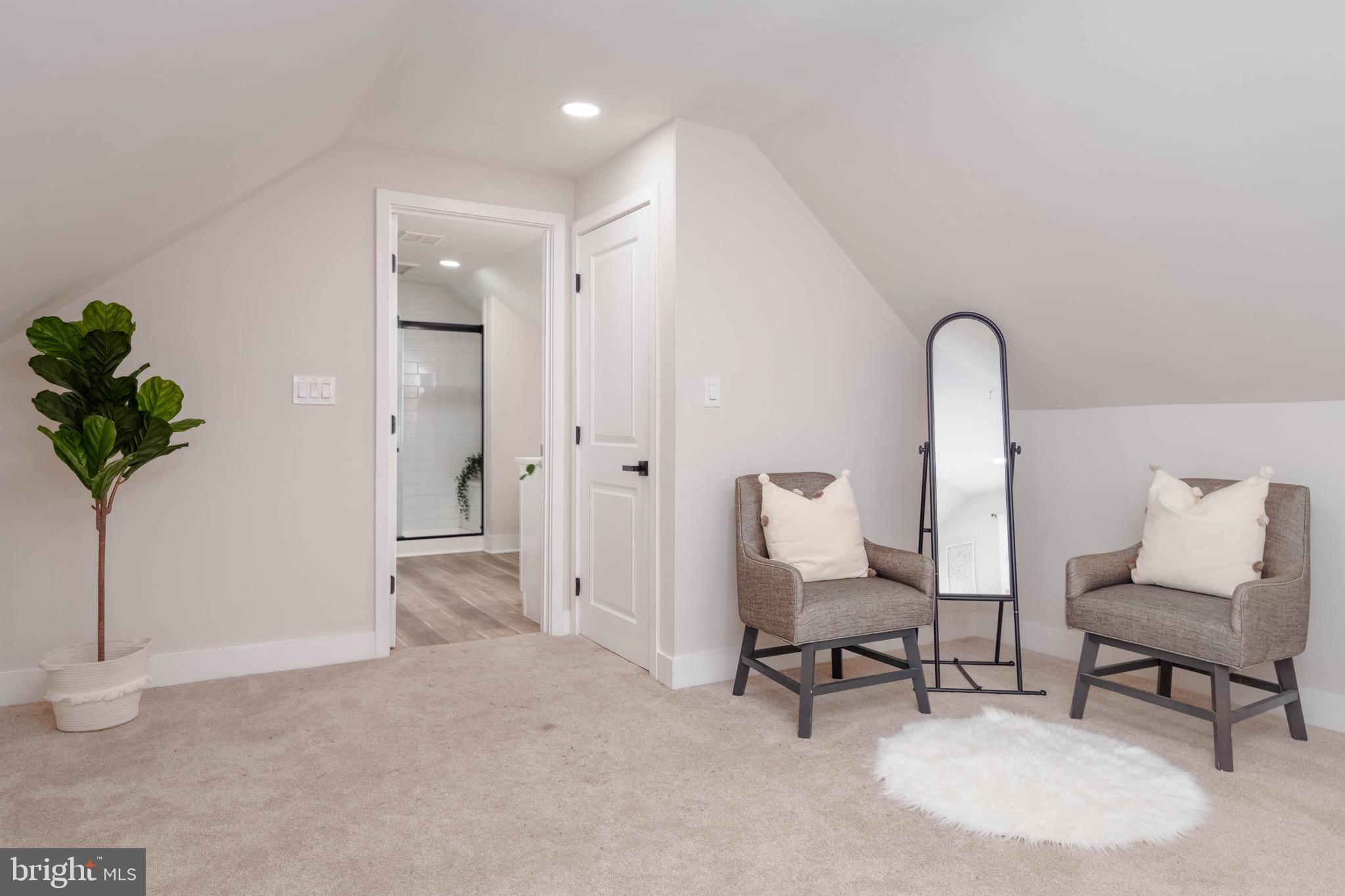 PERRY HALL - Residential