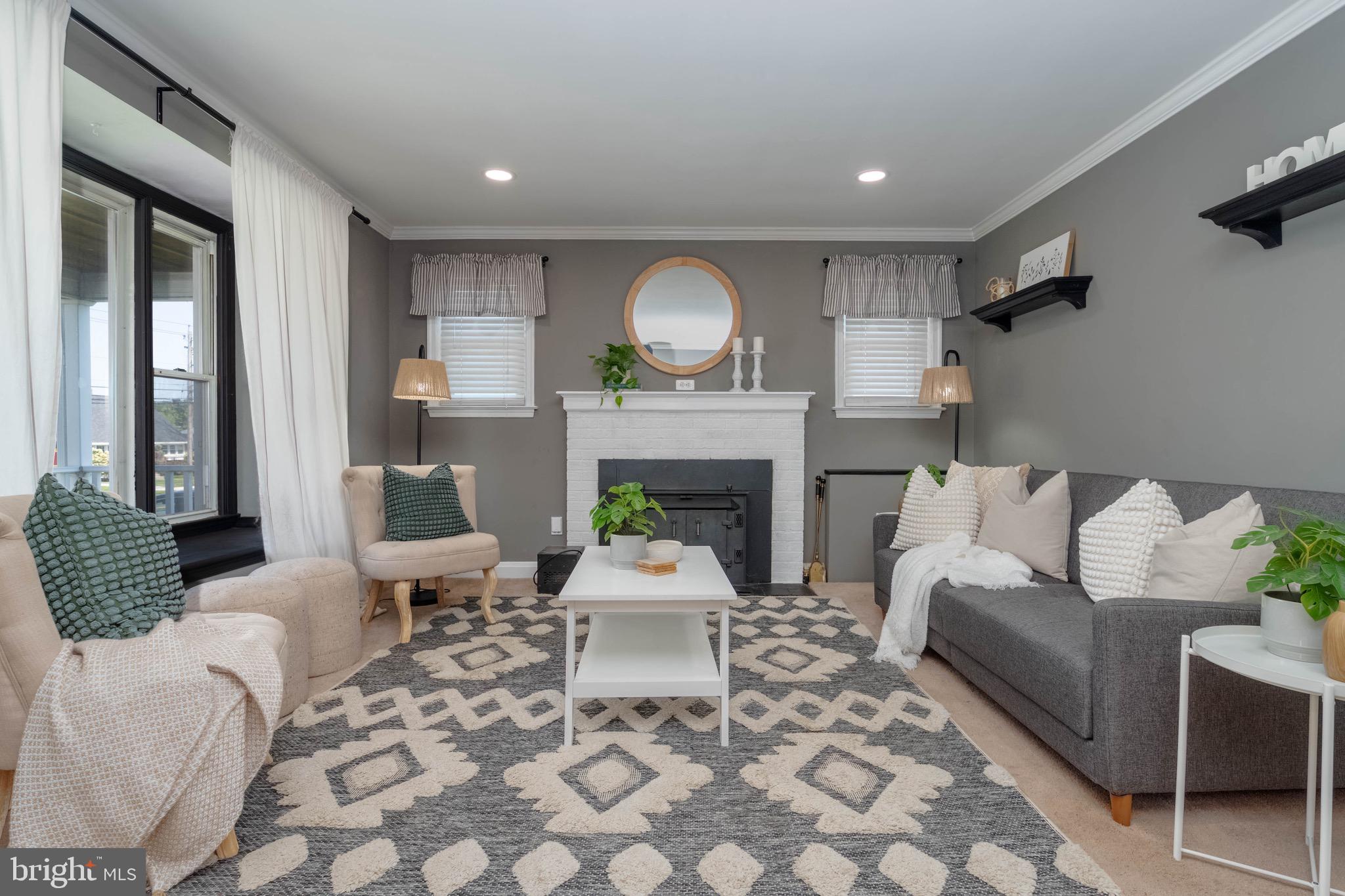 PERRY HALL - Residential