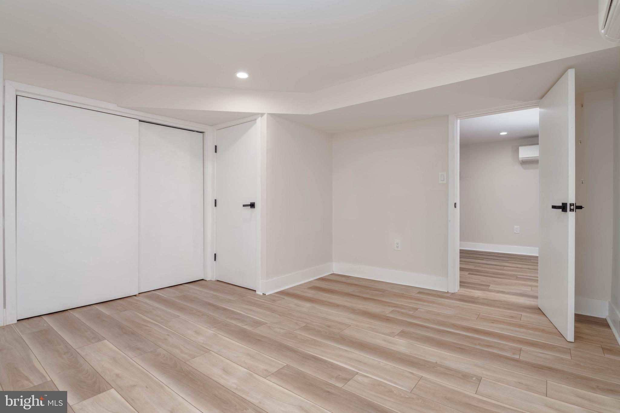 PERRY HALL - Residential