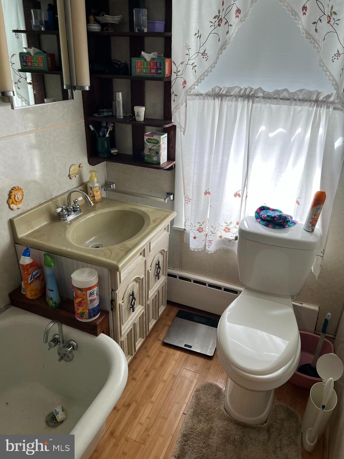 KENNETT SQ BORO - Residential