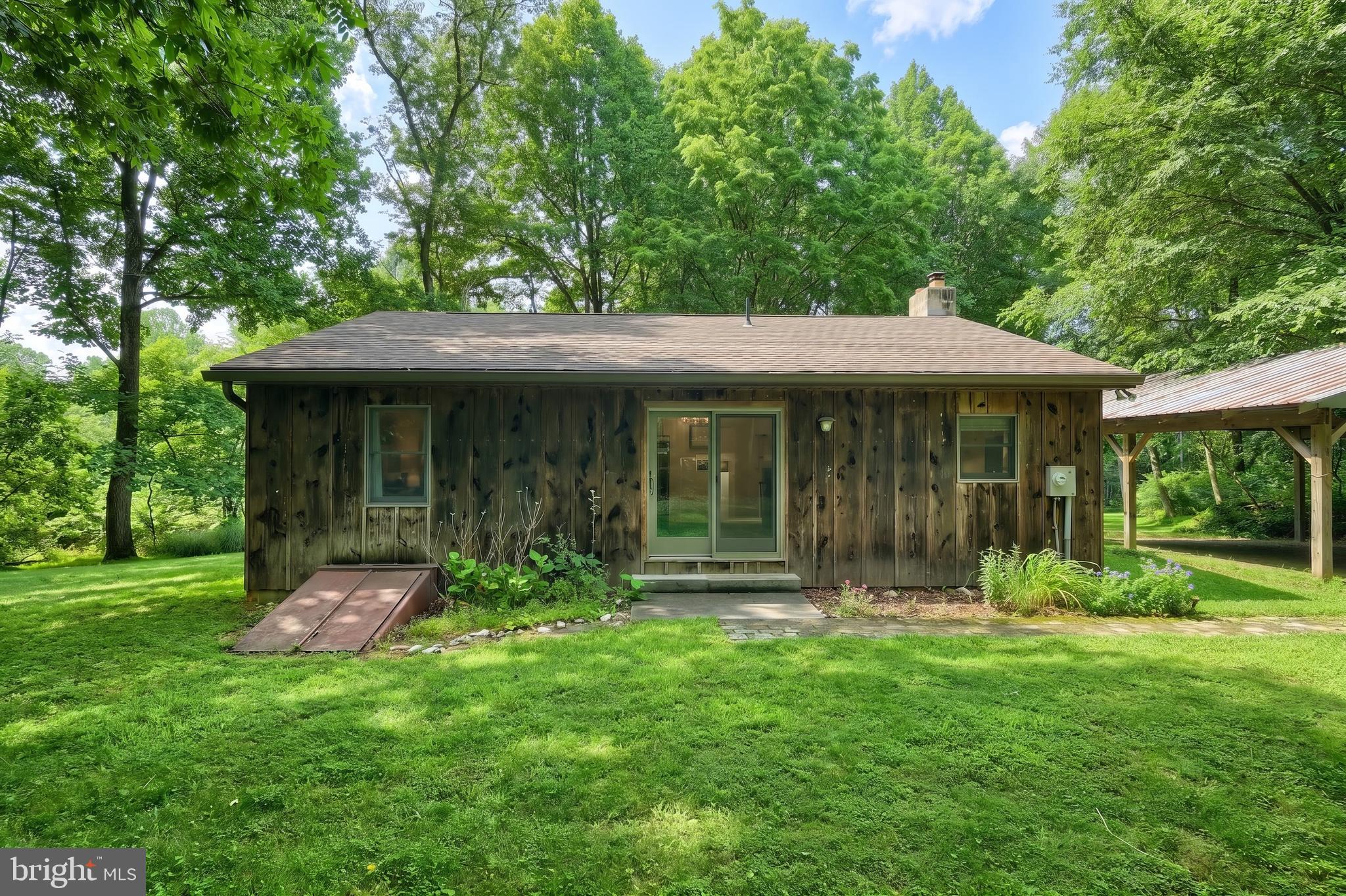 345 MORITZ ROAD