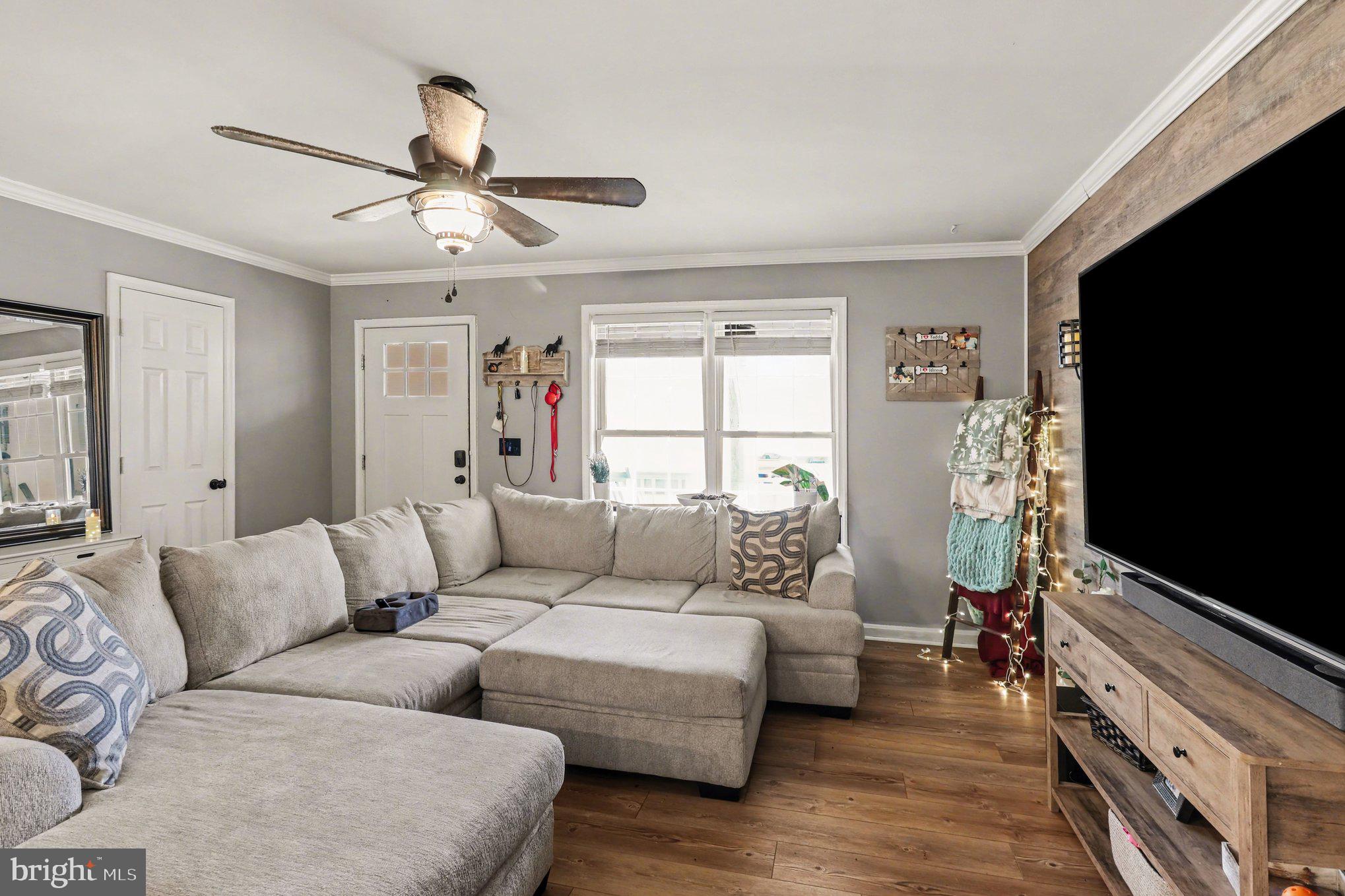 LAKE LAND OR - Residential