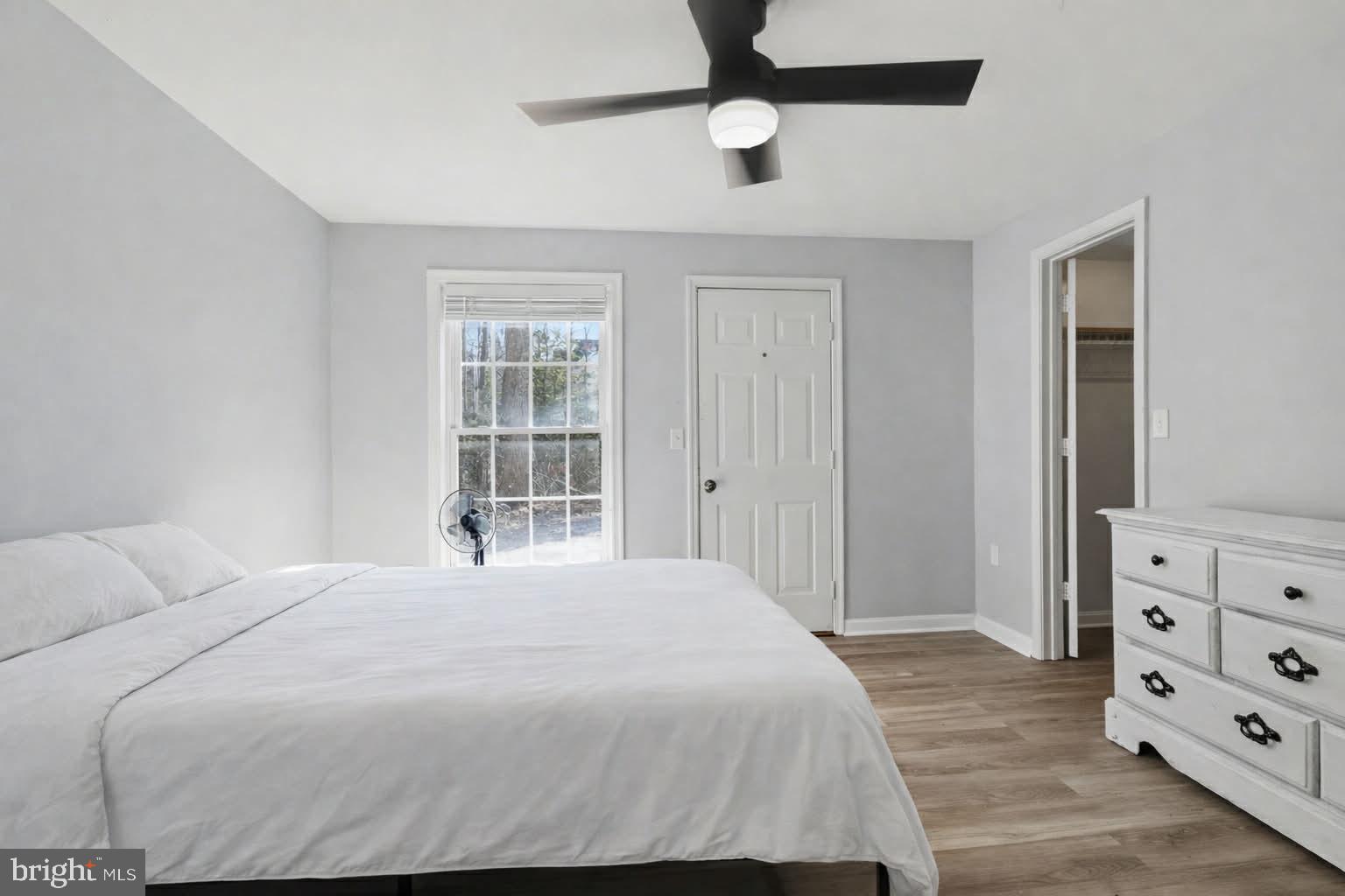 LAKE LAND OR - Residential