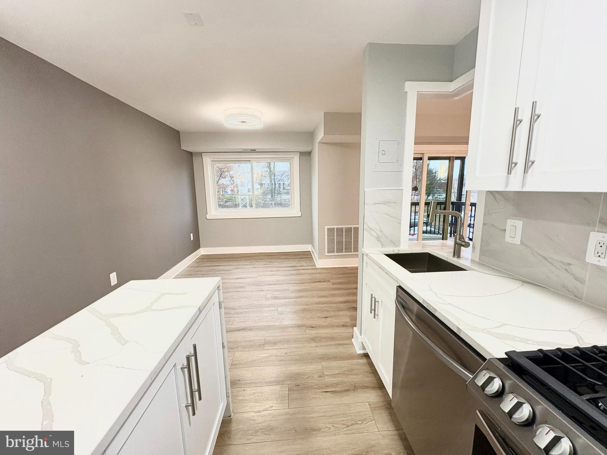 PARK TERRACE - Residential