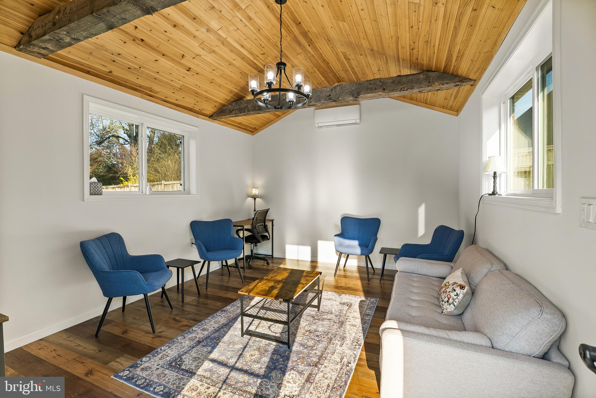 QUAINT ACRES - Residential