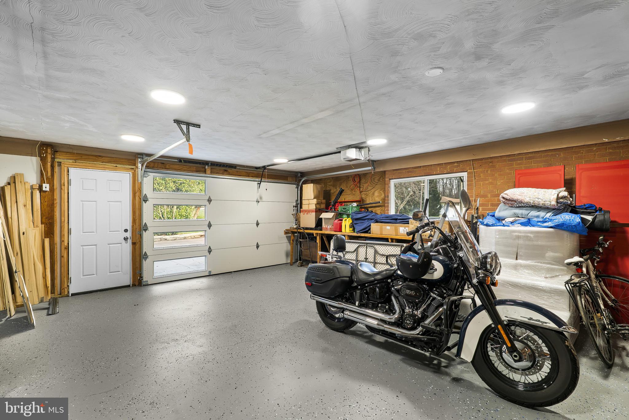 QUAINT ACRES - Residential