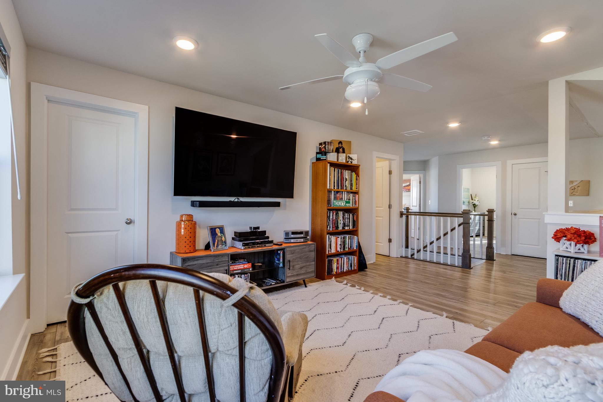 WHITE CREEK AT BETHANY - Residential