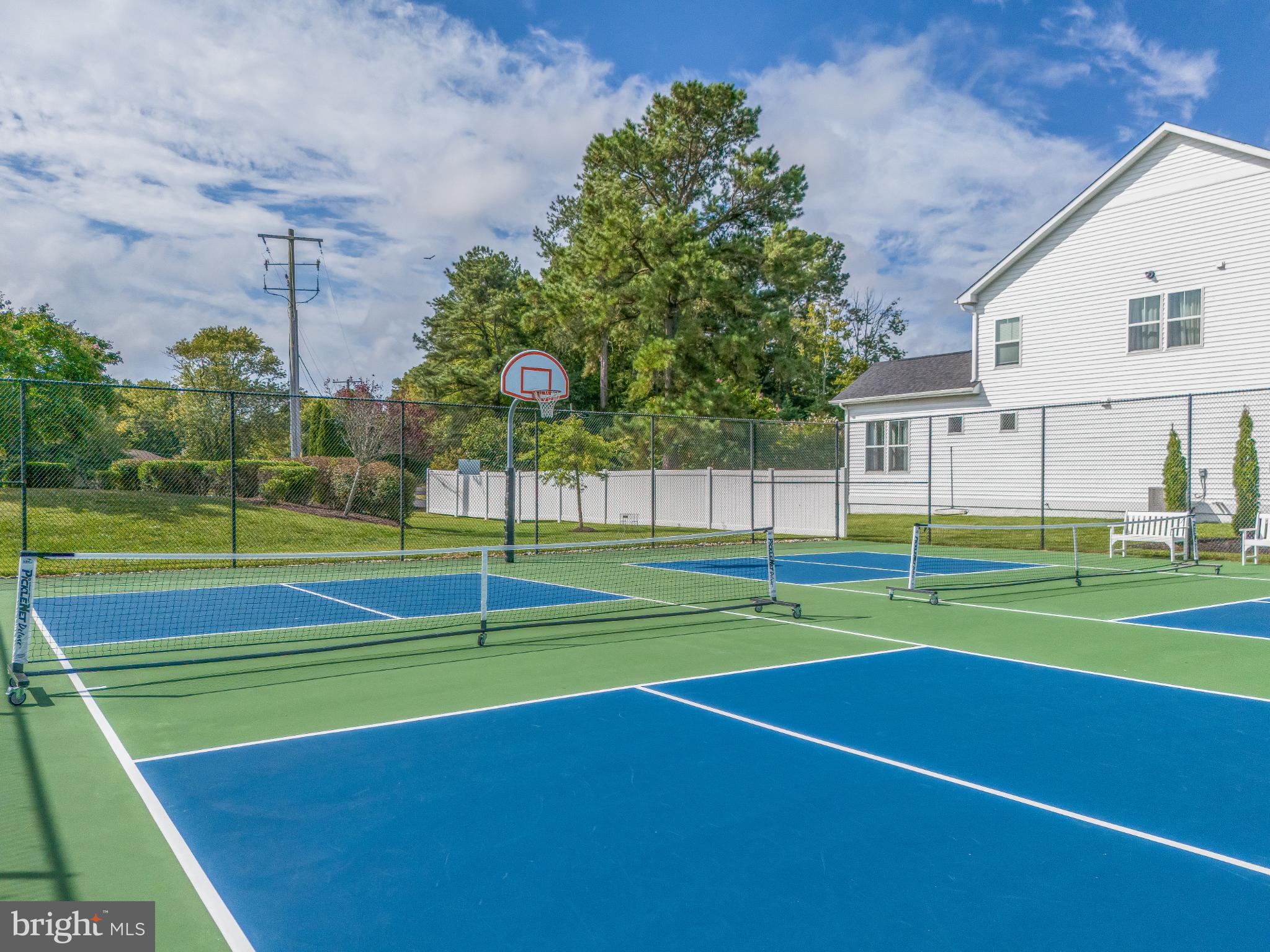 WHITE CREEK AT BETHANY - Residential