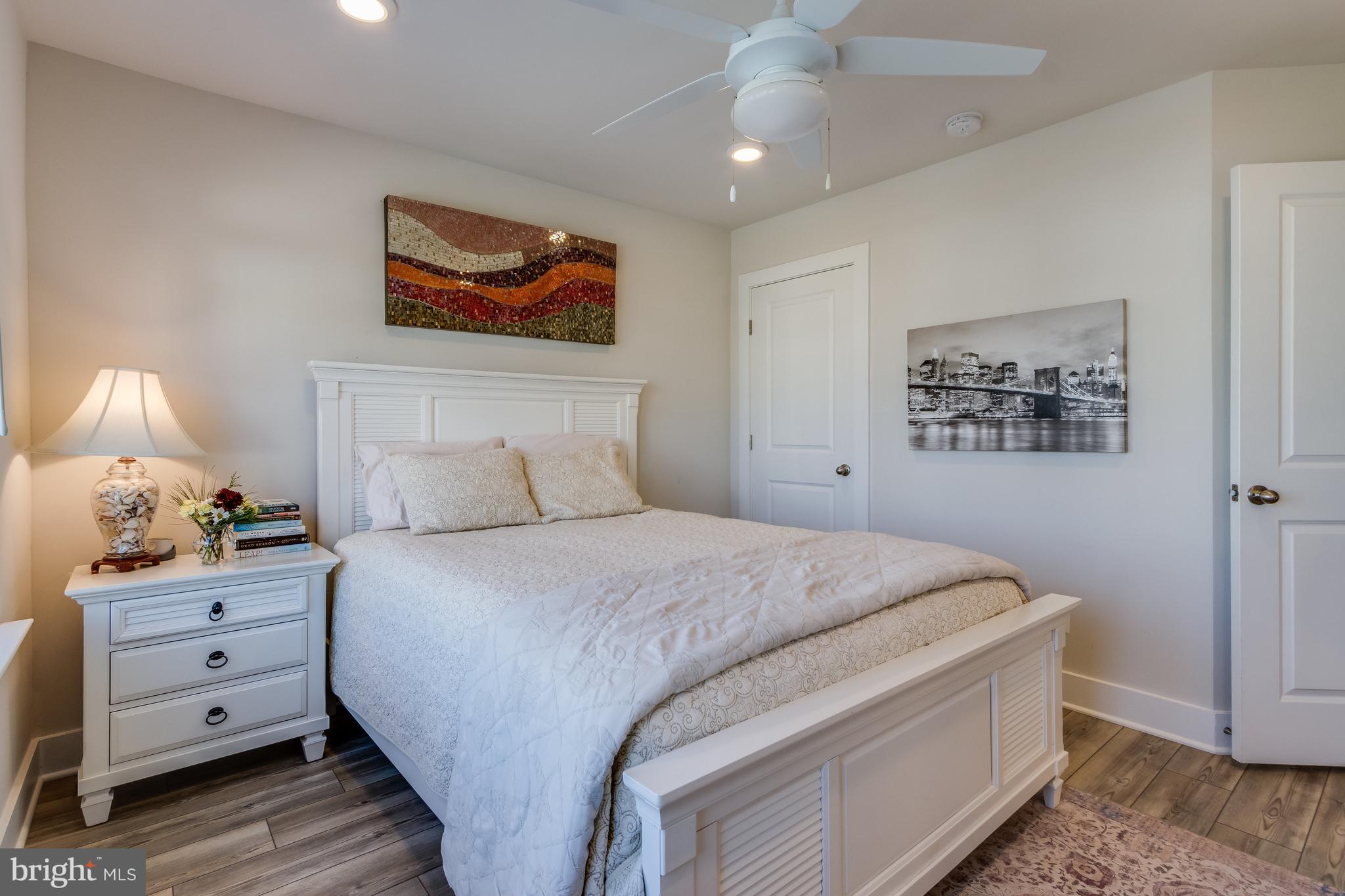 WHITE CREEK AT BETHANY - Residential