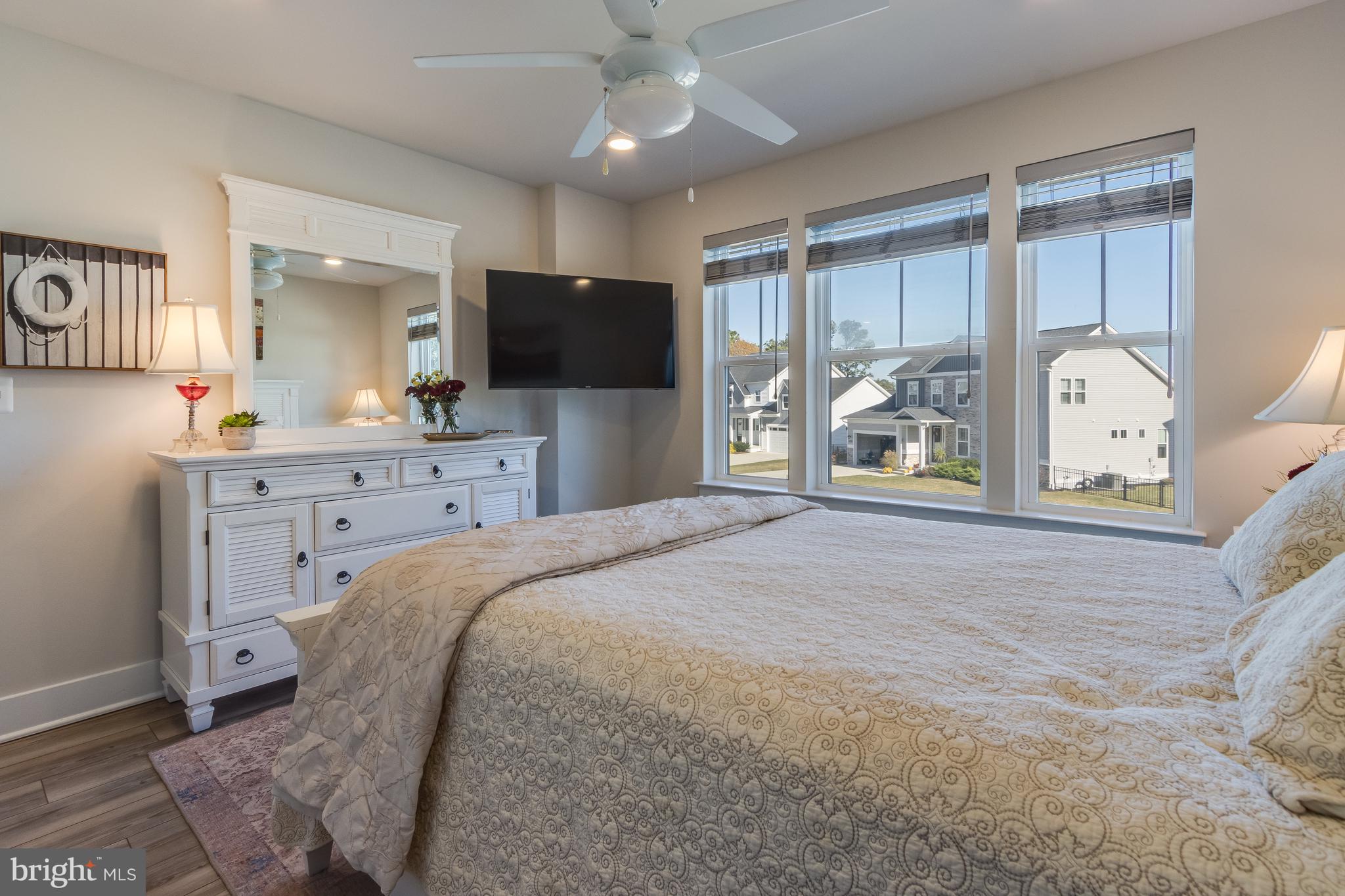 WHITE CREEK AT BETHANY - Residential