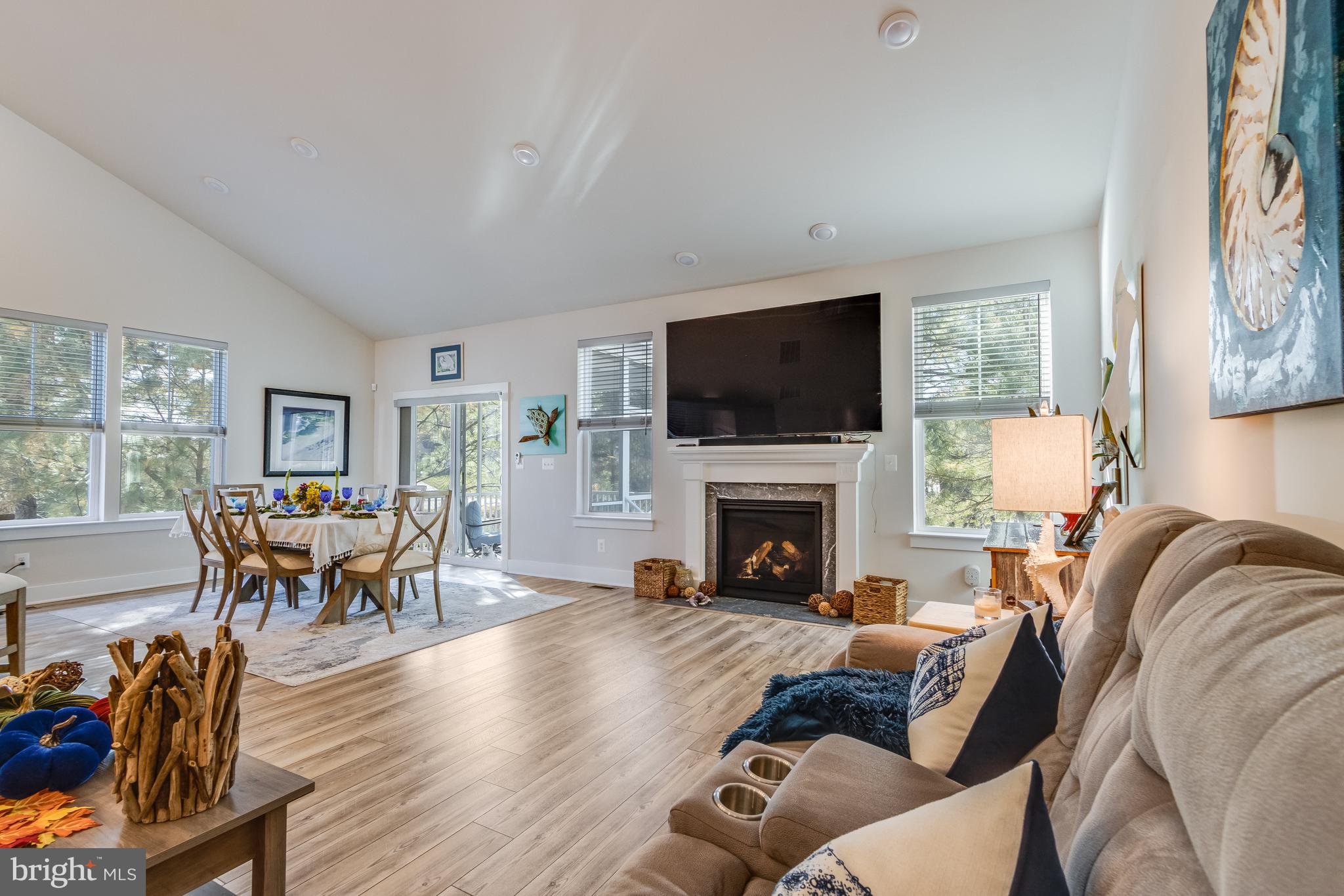 WHITE CREEK AT BETHANY - Residential