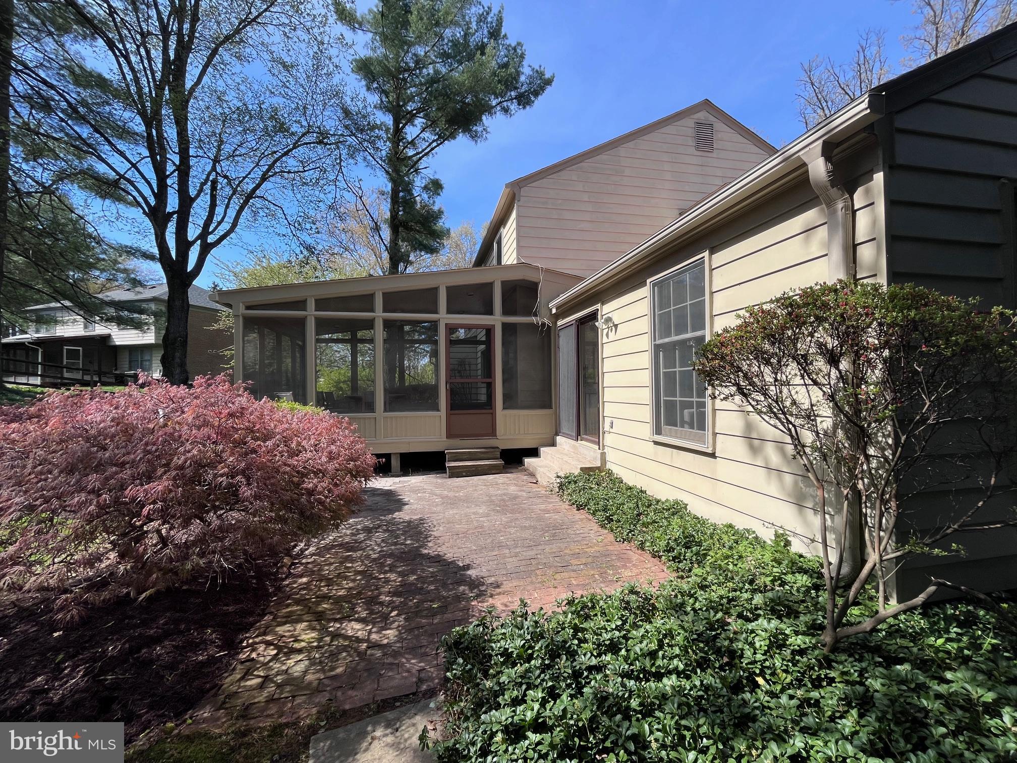 FALLSMEAD - Residential