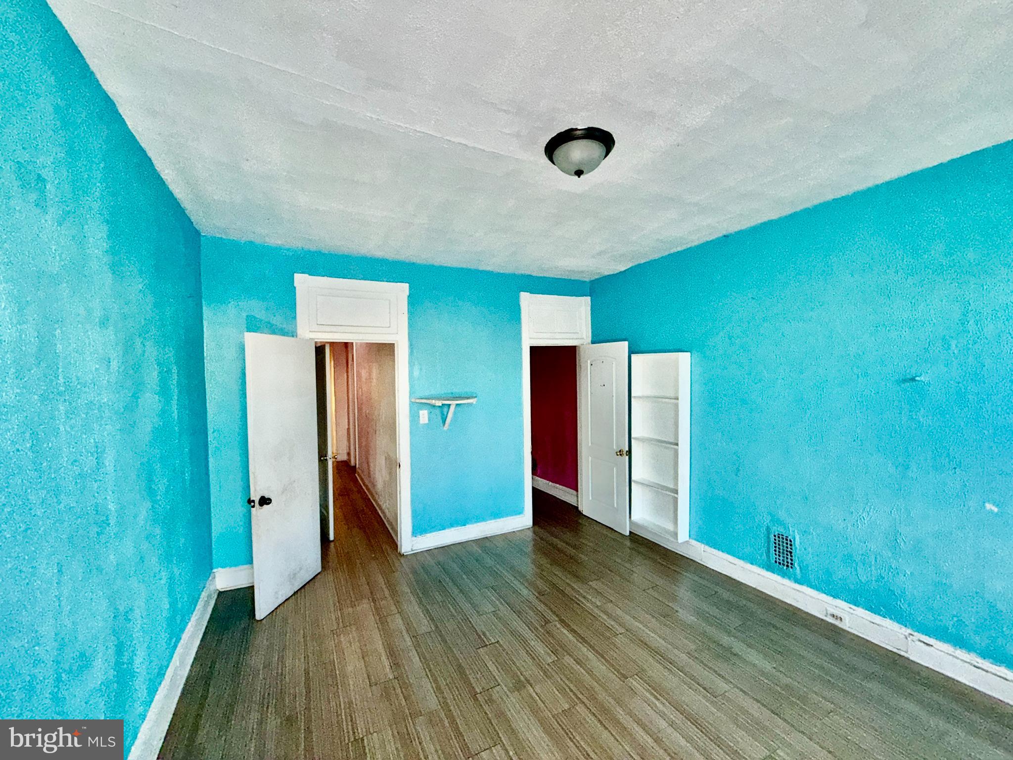 HIGHLANDTOWN - Residential